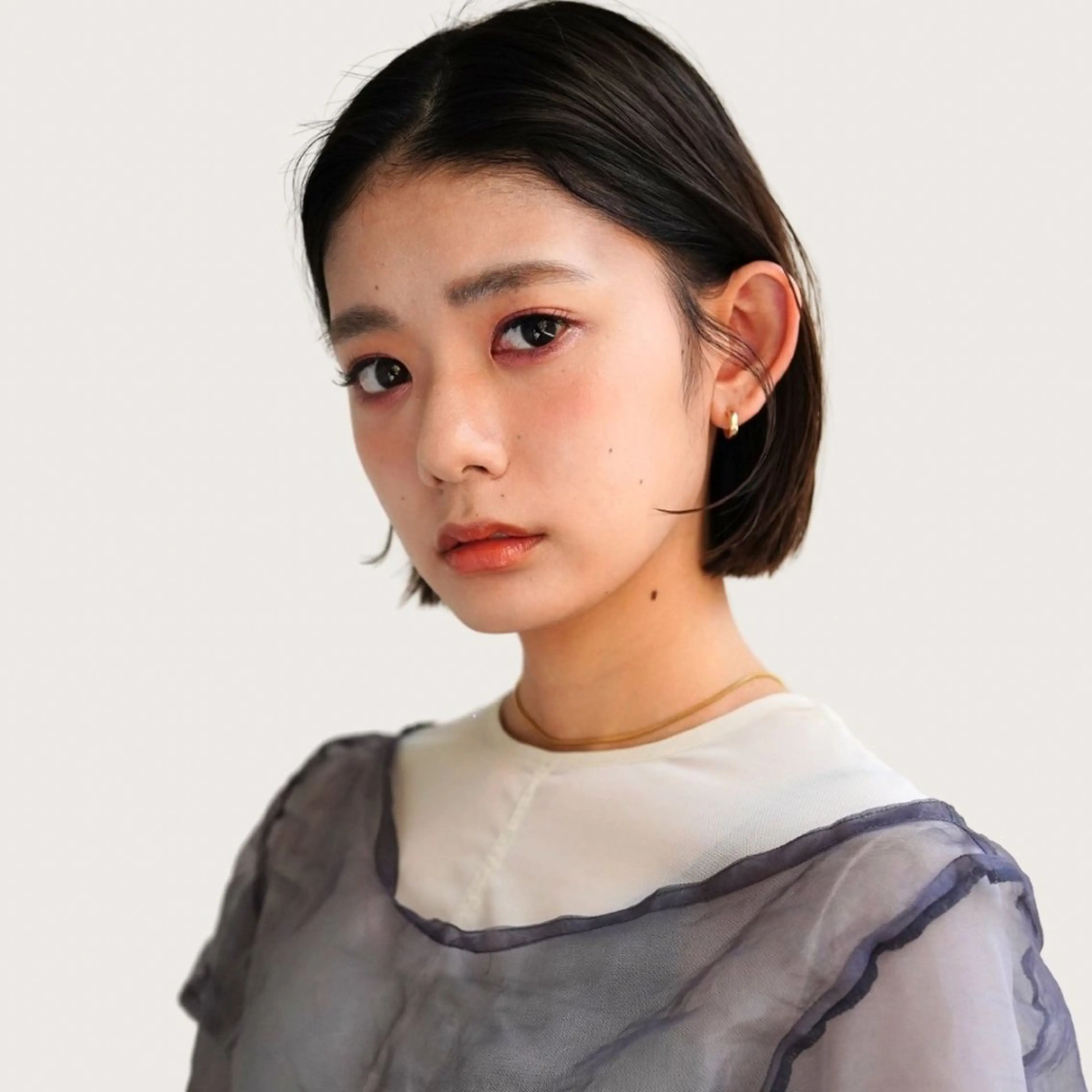 ショート カラー ナチュラルに目を惹く デザイン/KOHNOのヘアスタイル