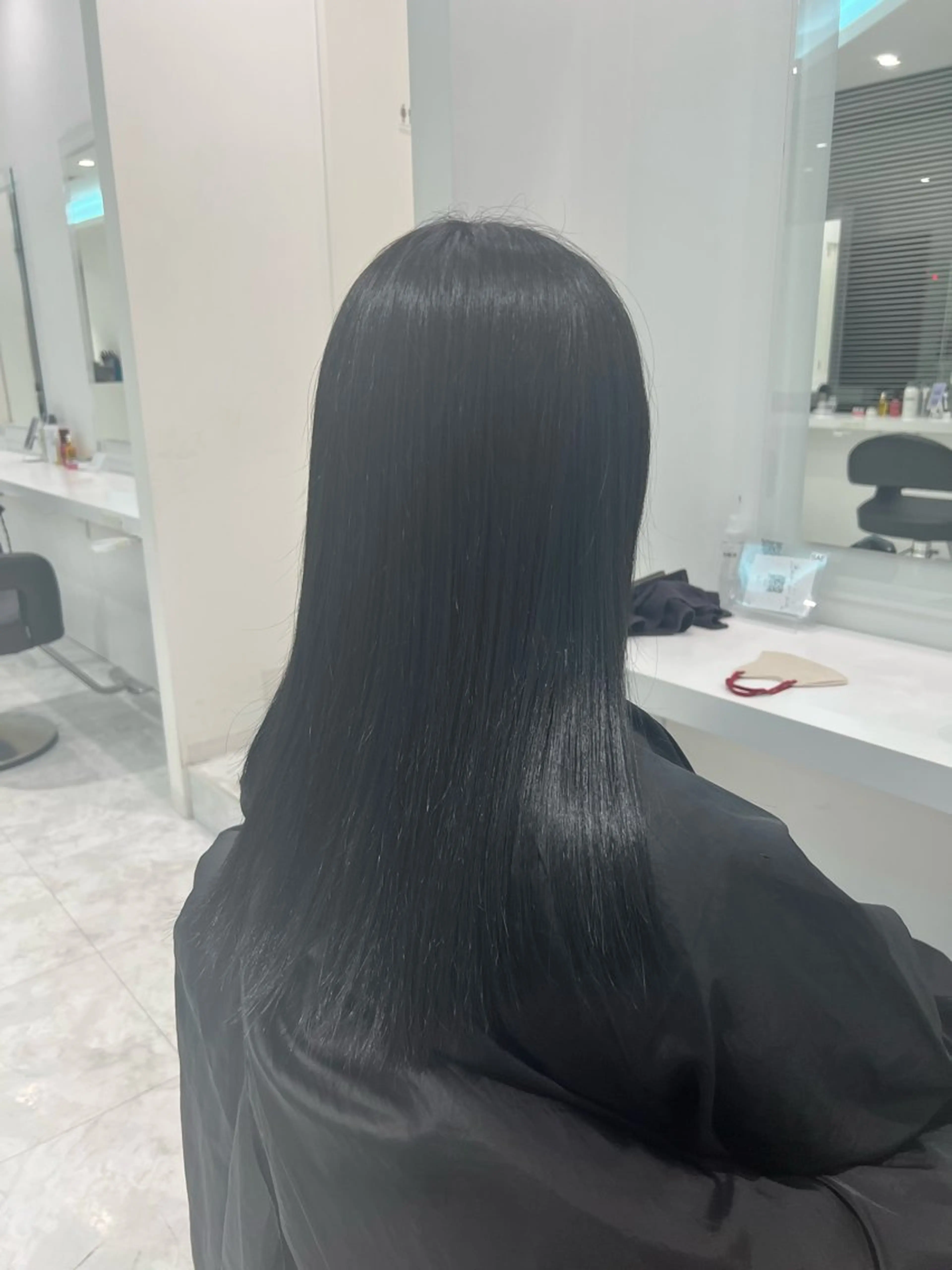 カラー 黒髪 ブルーカラー ブルーブラック ヘアカラー トリートメント ヘッドスパ ヘアセット ブリーチなし特化 美容師💖SAE💖のヘアスタイル