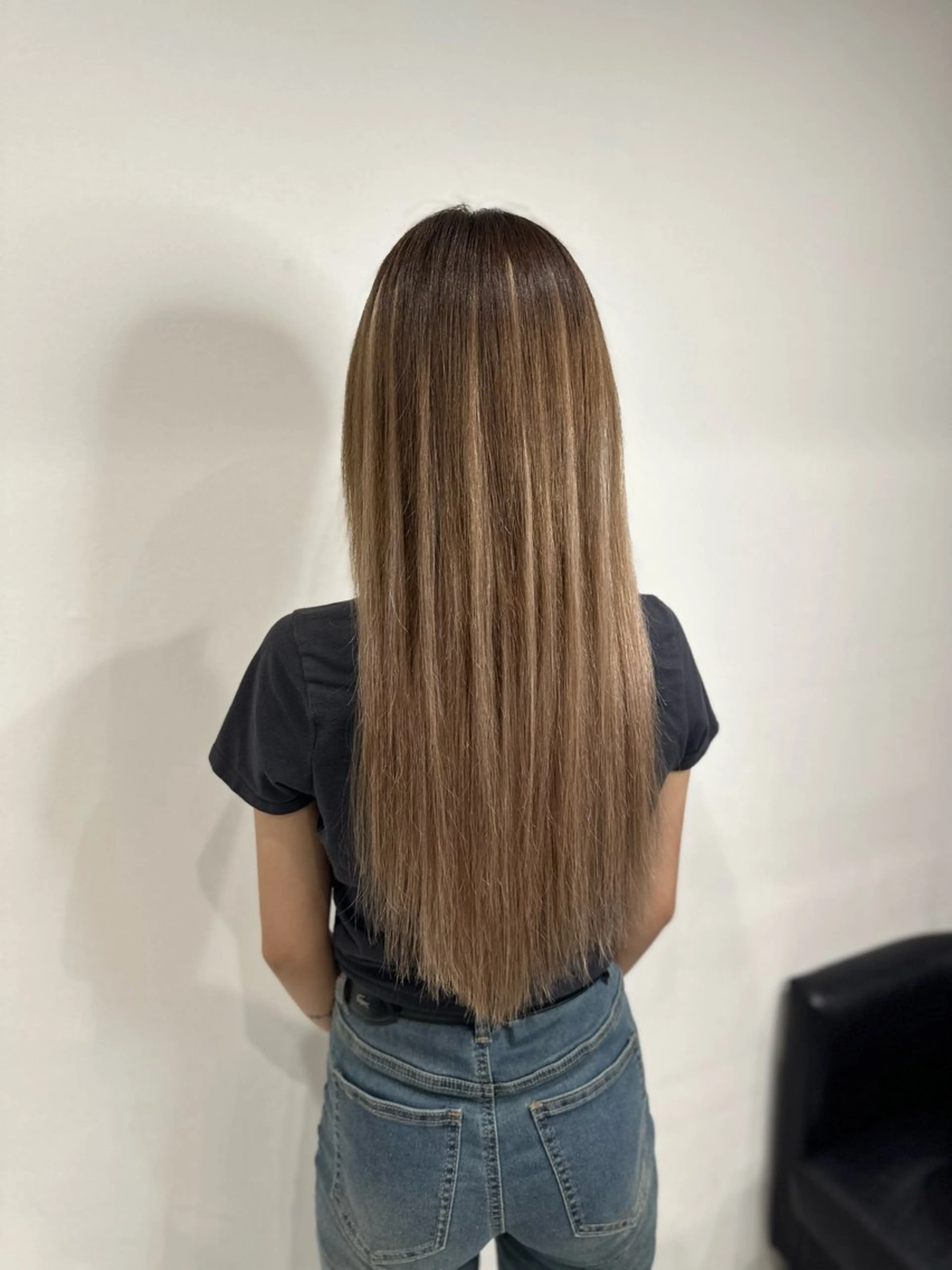 ロング エクステ TOMOMI /フロレゾンのヘアスタイル