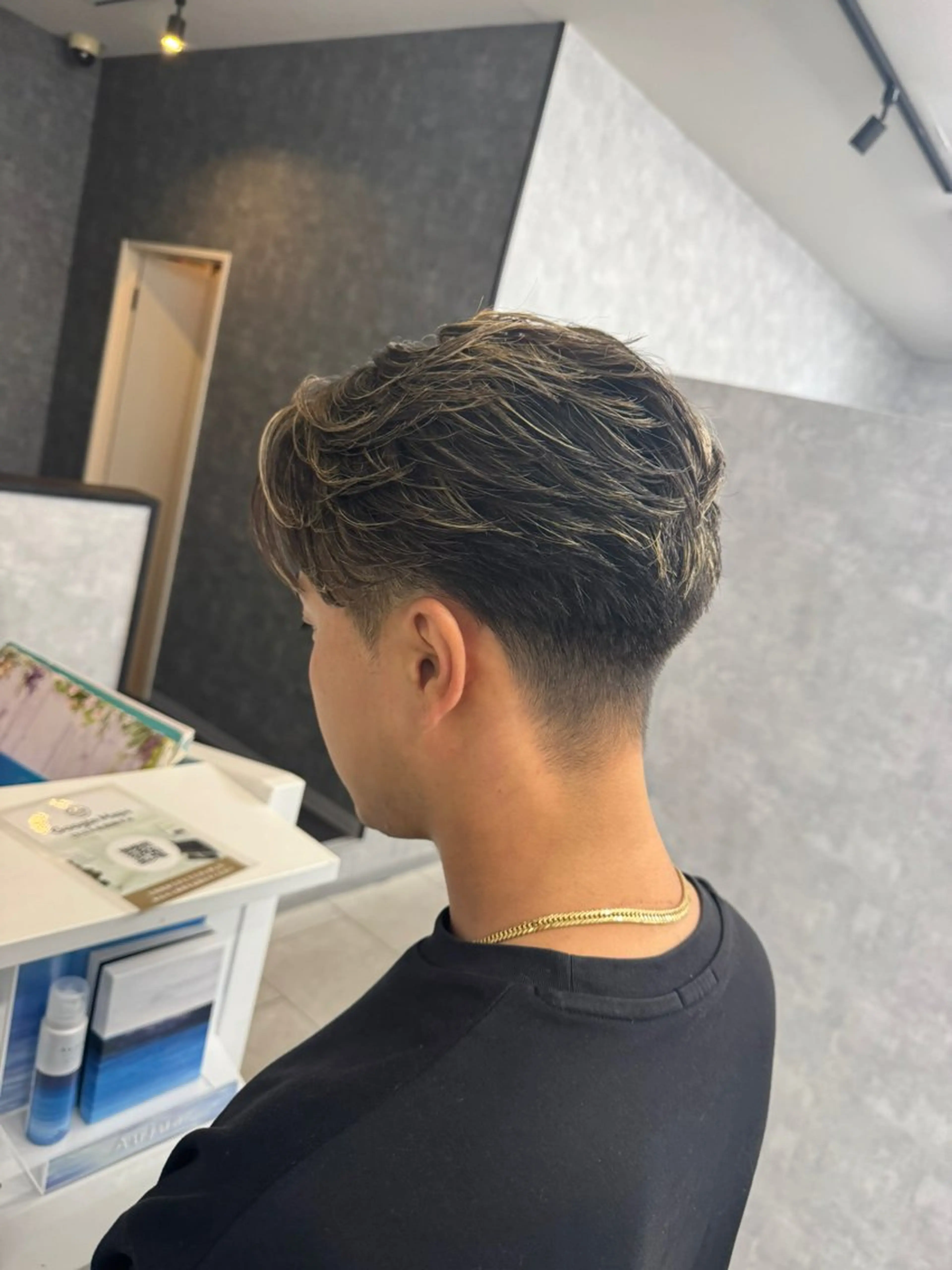 ショート メンズ フェザーパーマ メンズハイライト メンズパーマ ハイライト カット 中川/縮毛矯正/ 高羽　克明のヘアスタイル