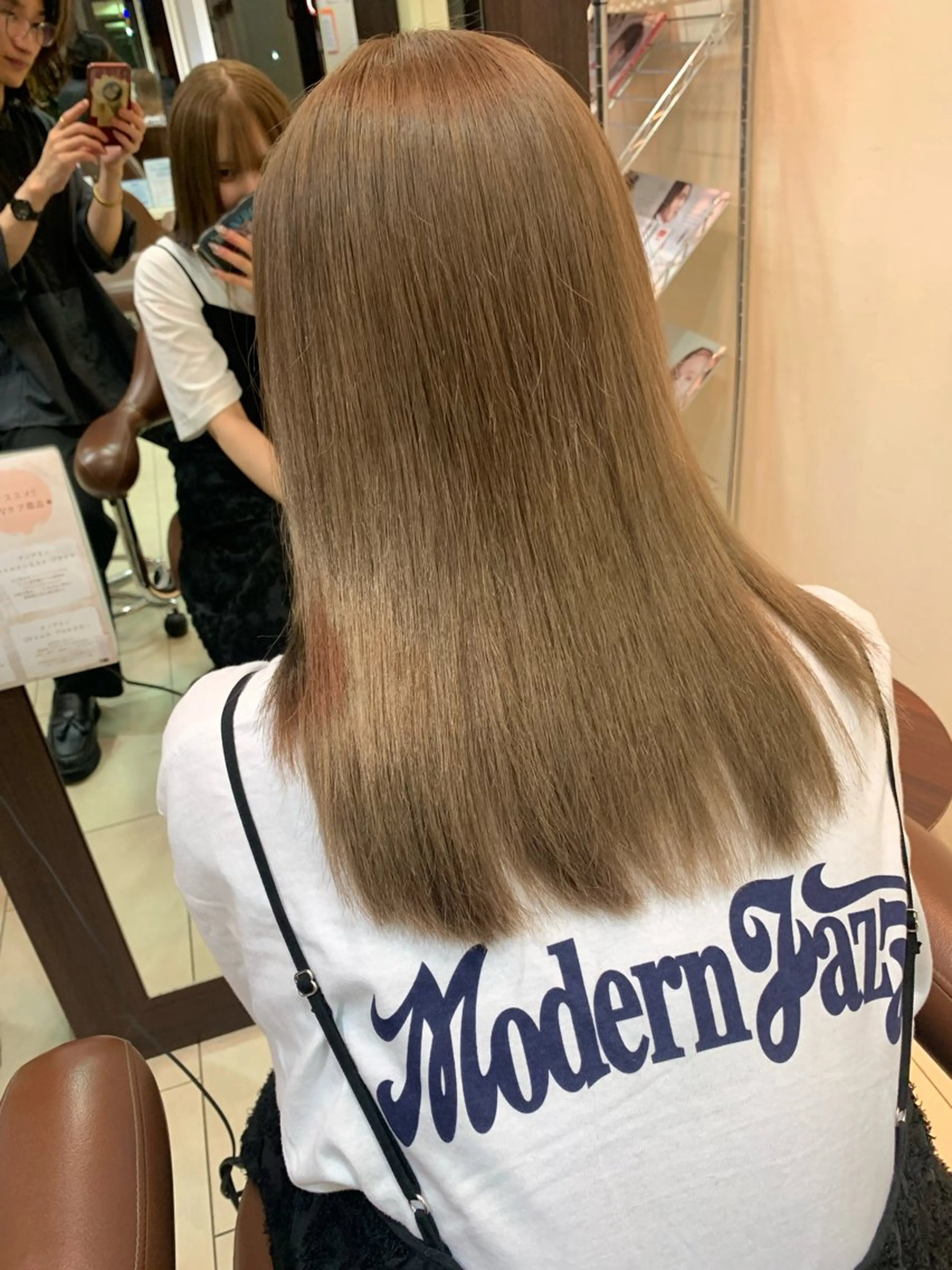 セミロング カラー 甲斐 司のヘアスタイル