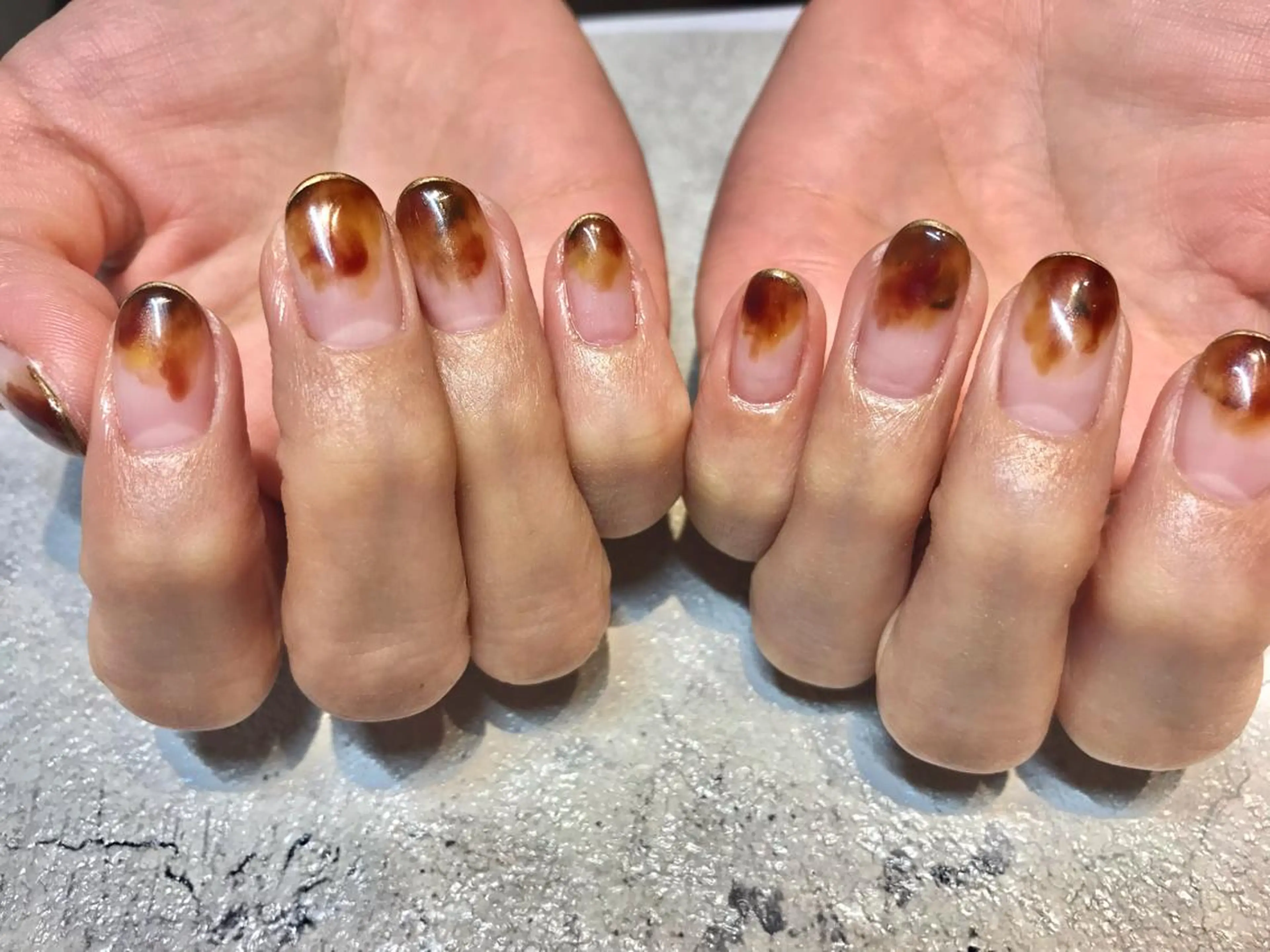 ネイル べっ甲ネイル emunail あやかのネイルデザイン
