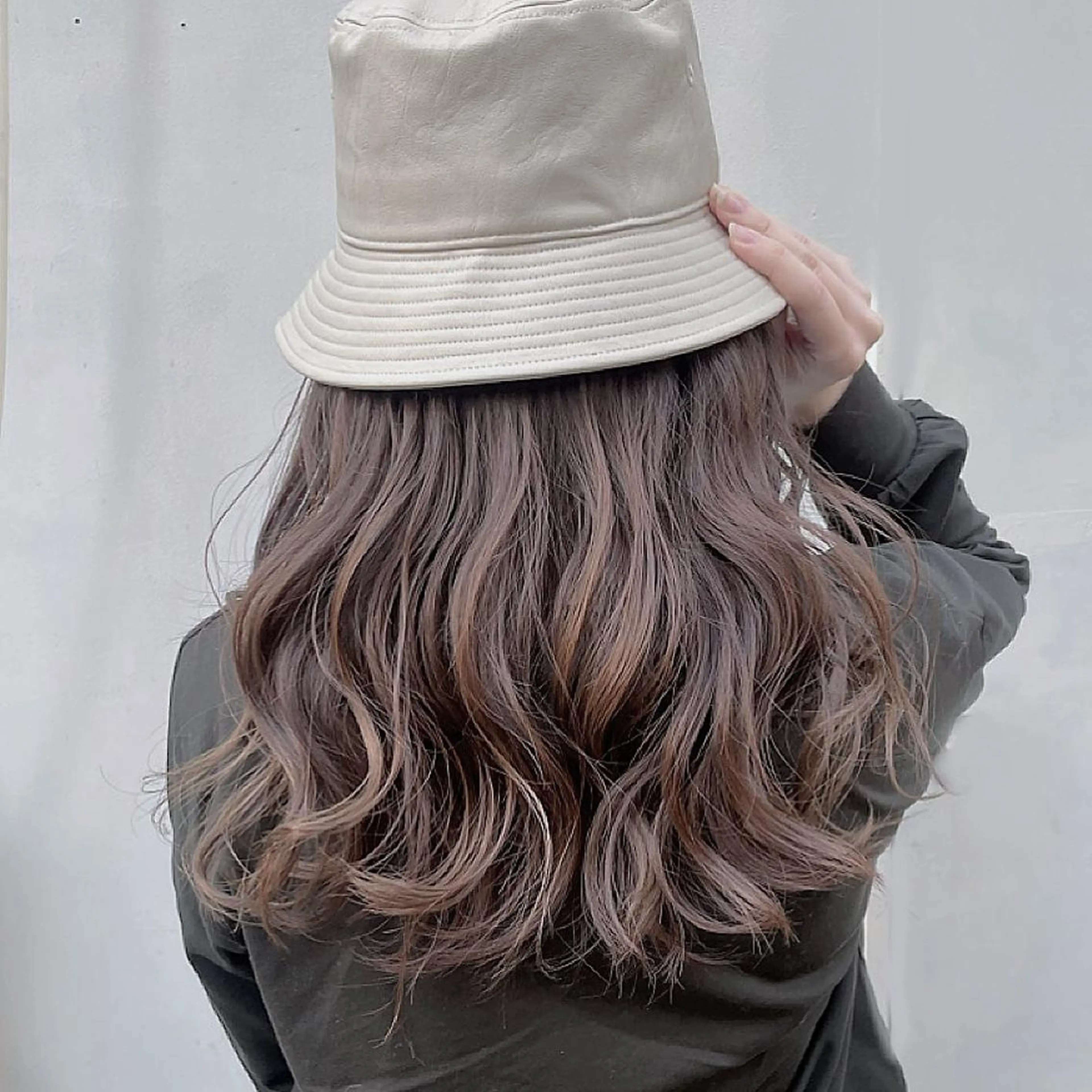 プレミアムケアカラー+前処理トリートメントの写真