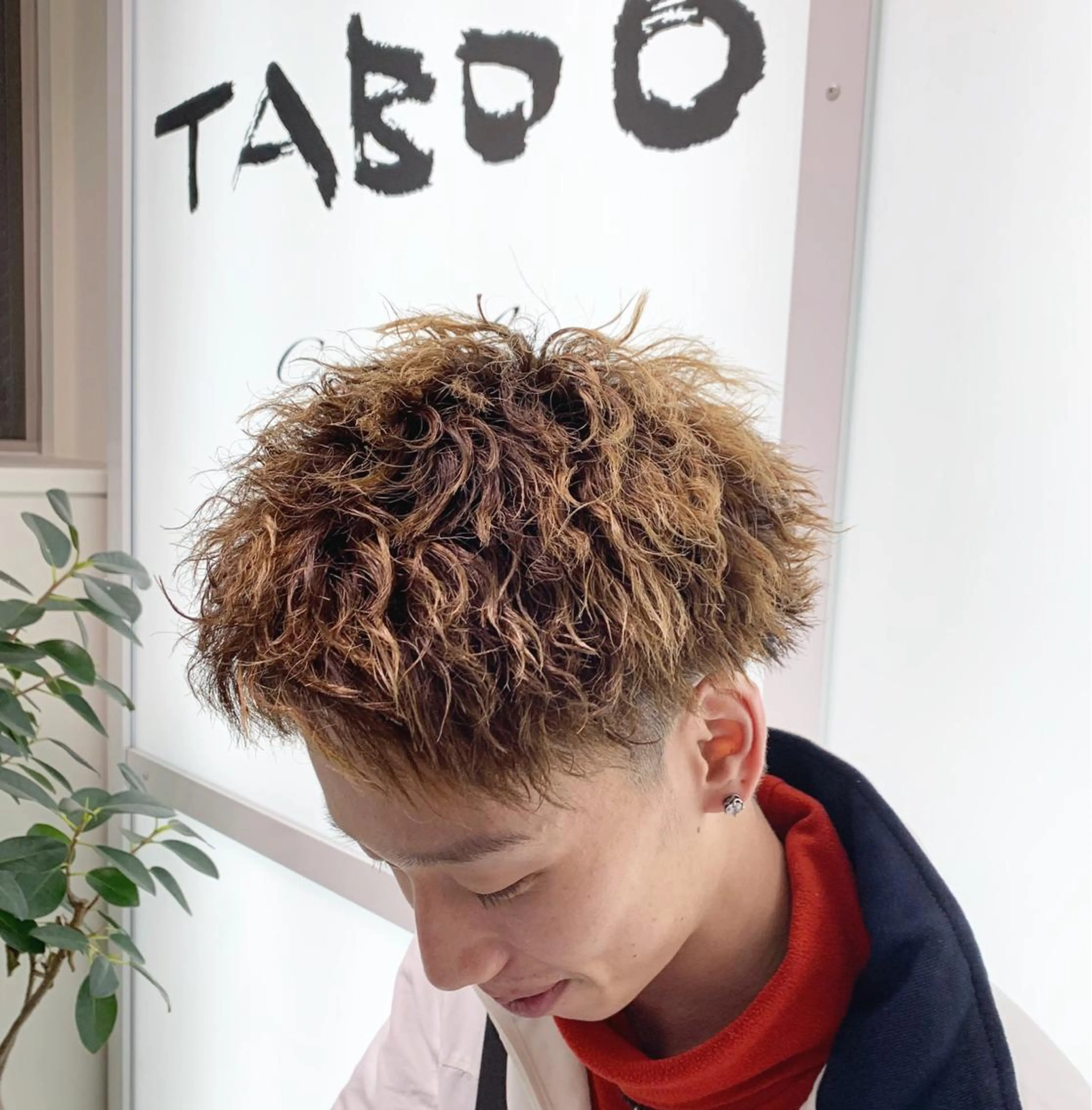 ショート パーマ メンズ メンズパーマ メンズツイストパーマ ツイストパーマ カット パーマ トリートメント 🔥Mackey🔥 メンズ特化型美容師のヘアスタイル