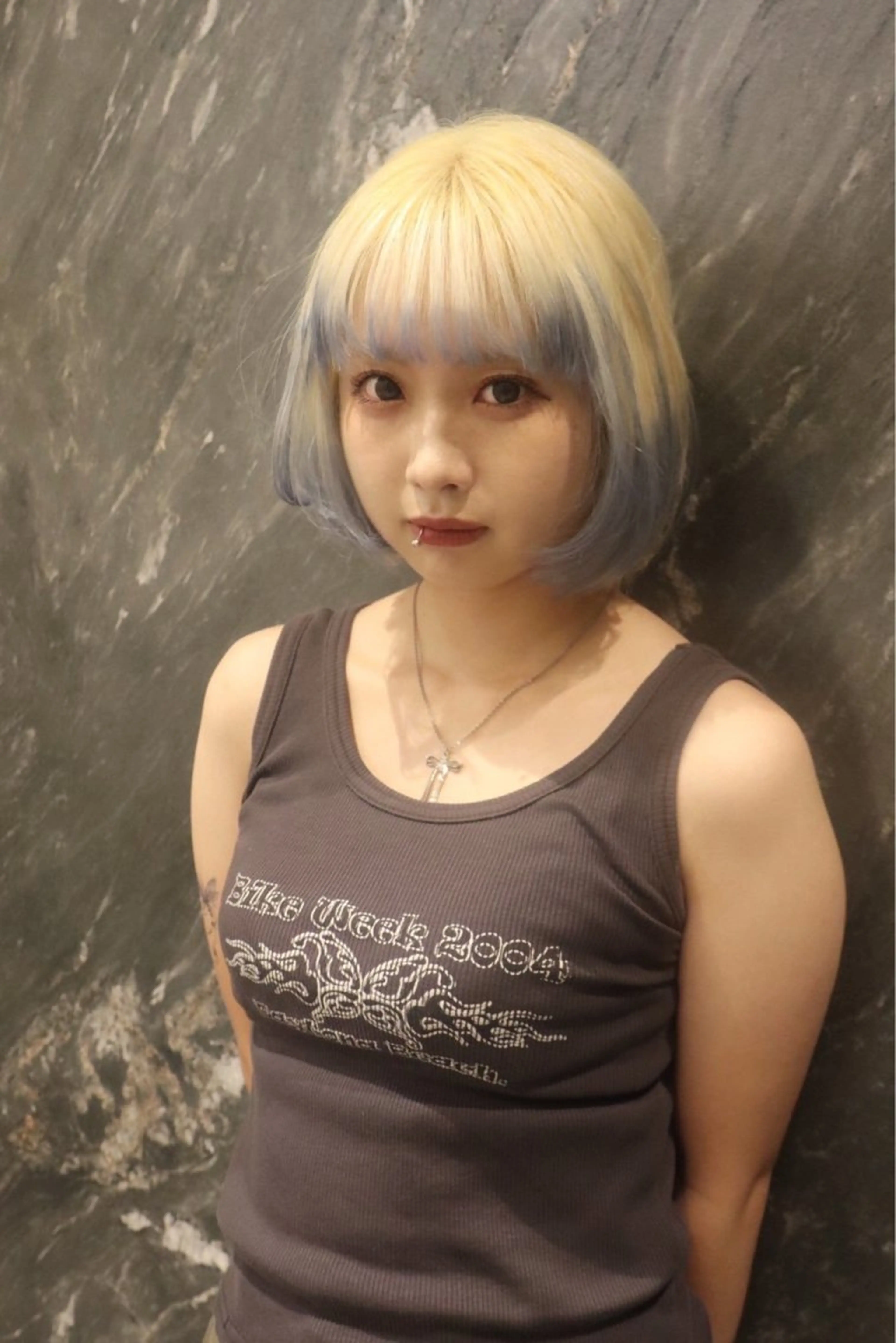 ミディアム カラー レイヤーカット /ハイトーンchaoのヘアスタイル