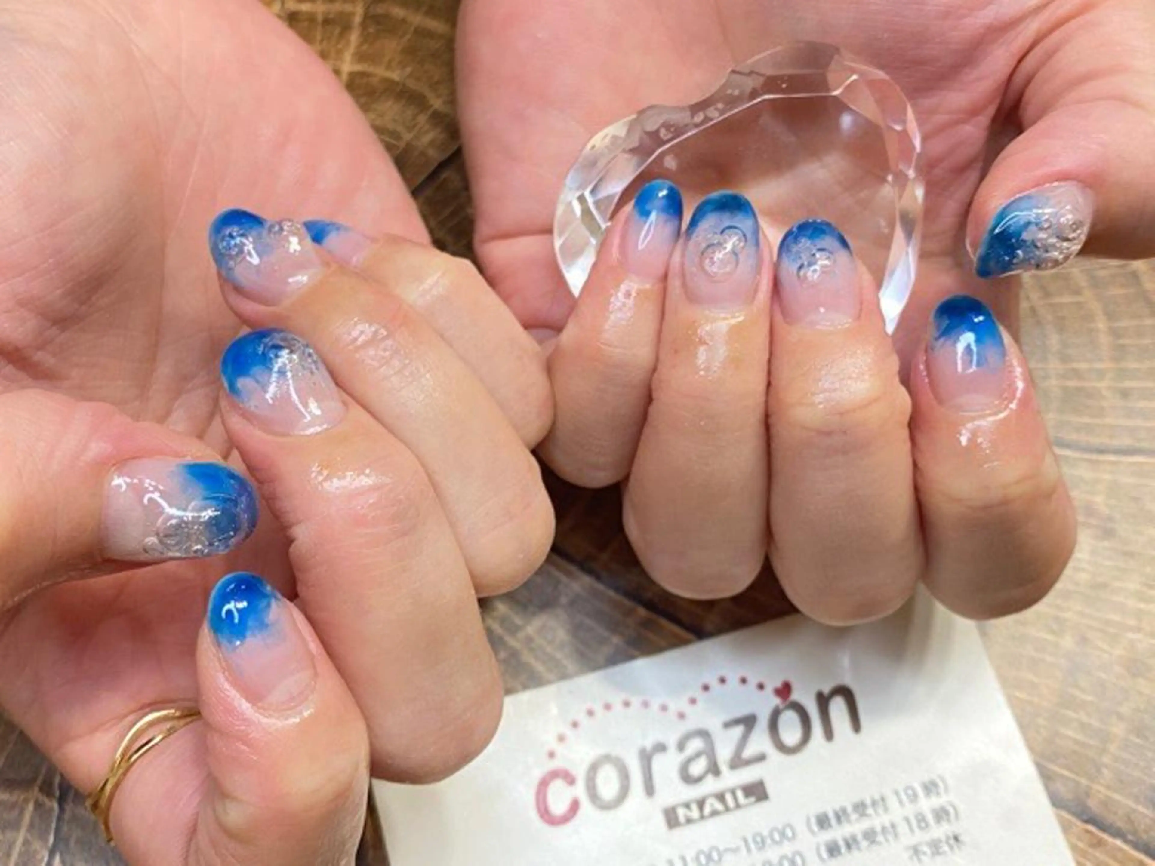 ネイル ブルー クリアネイル ネイビー ニュアンスネイル corazon所属・ネイリスト aicoのネイルデザイン