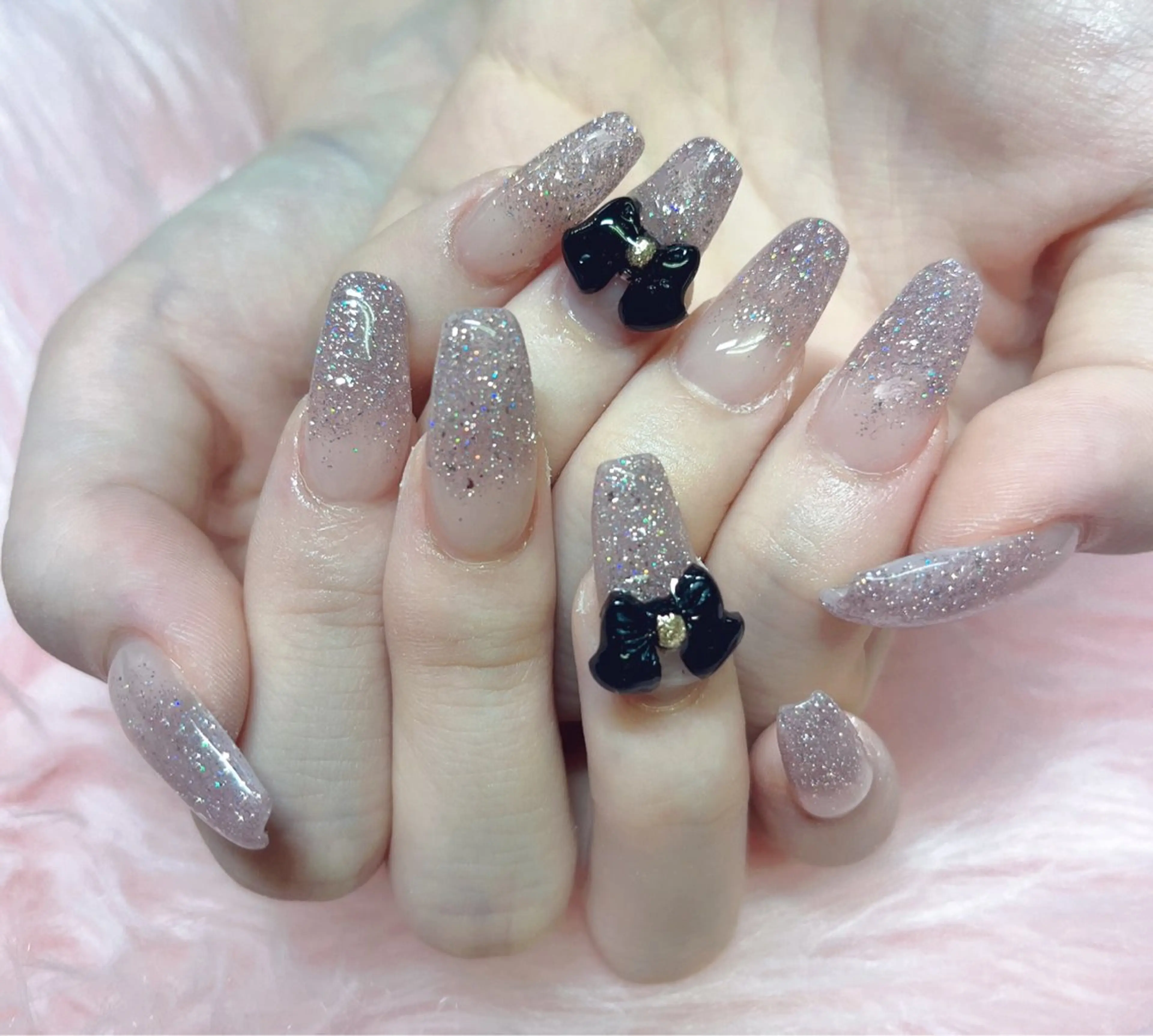 ネイル ハンドネイル MoonNail ユリ🌸のネイルデザイン