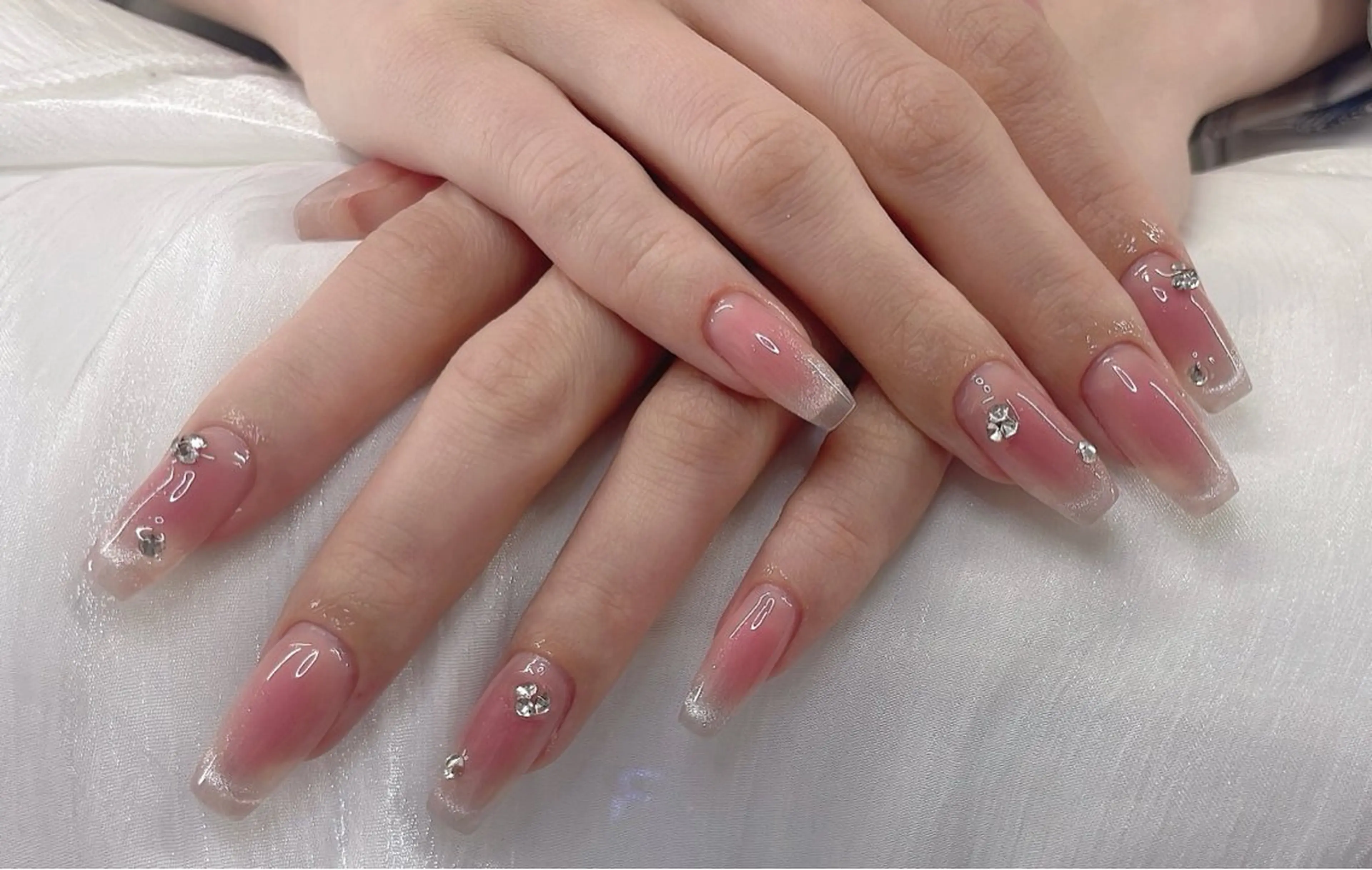 ネイル 渋谷T&B ナサ ギ ロング無制限中✨のネイルデザイン