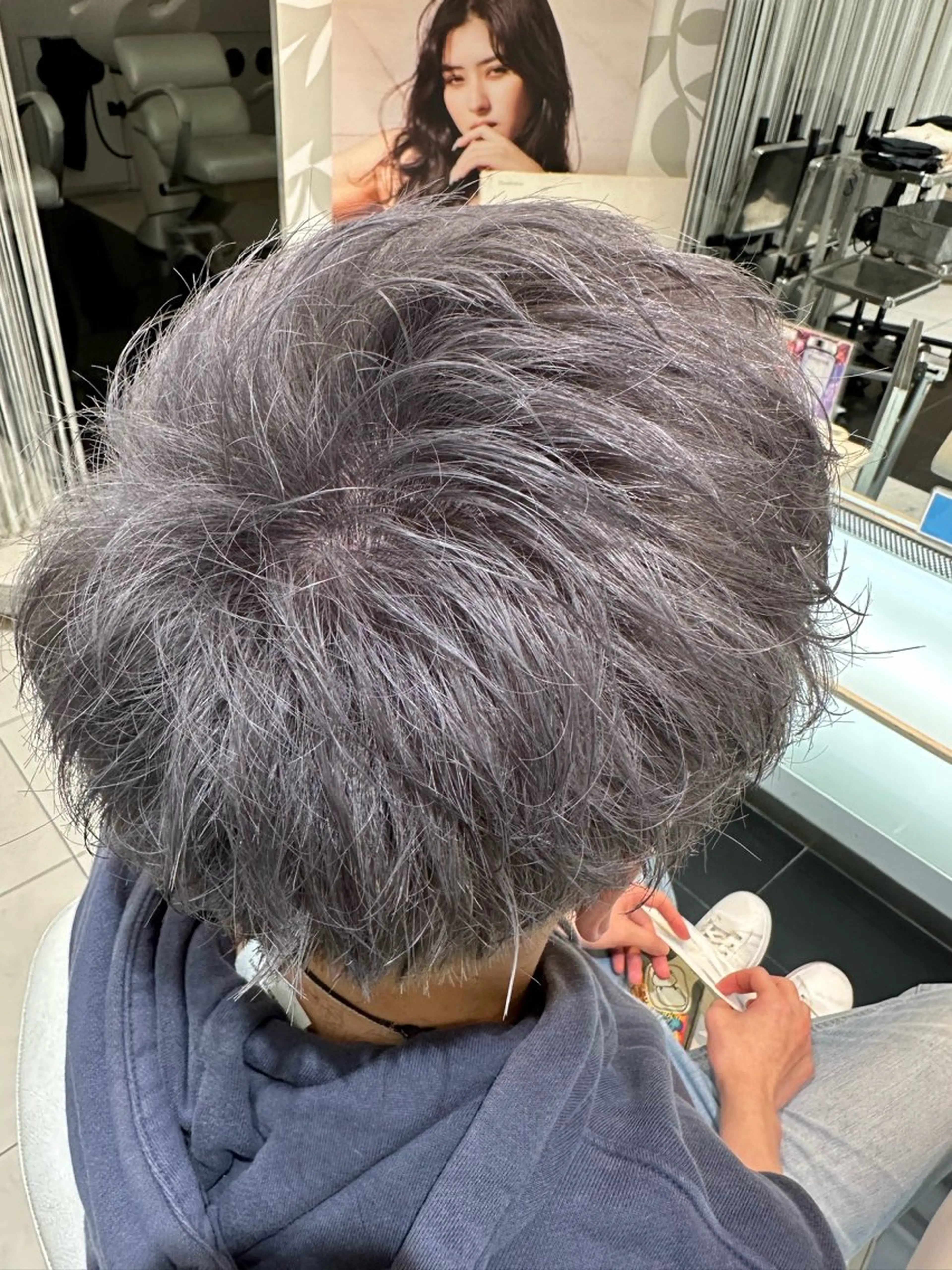 ショート カラー イルミナカラー シルバー ハイトーン/艶感 カラー/村上廉汰のヘアスタイル