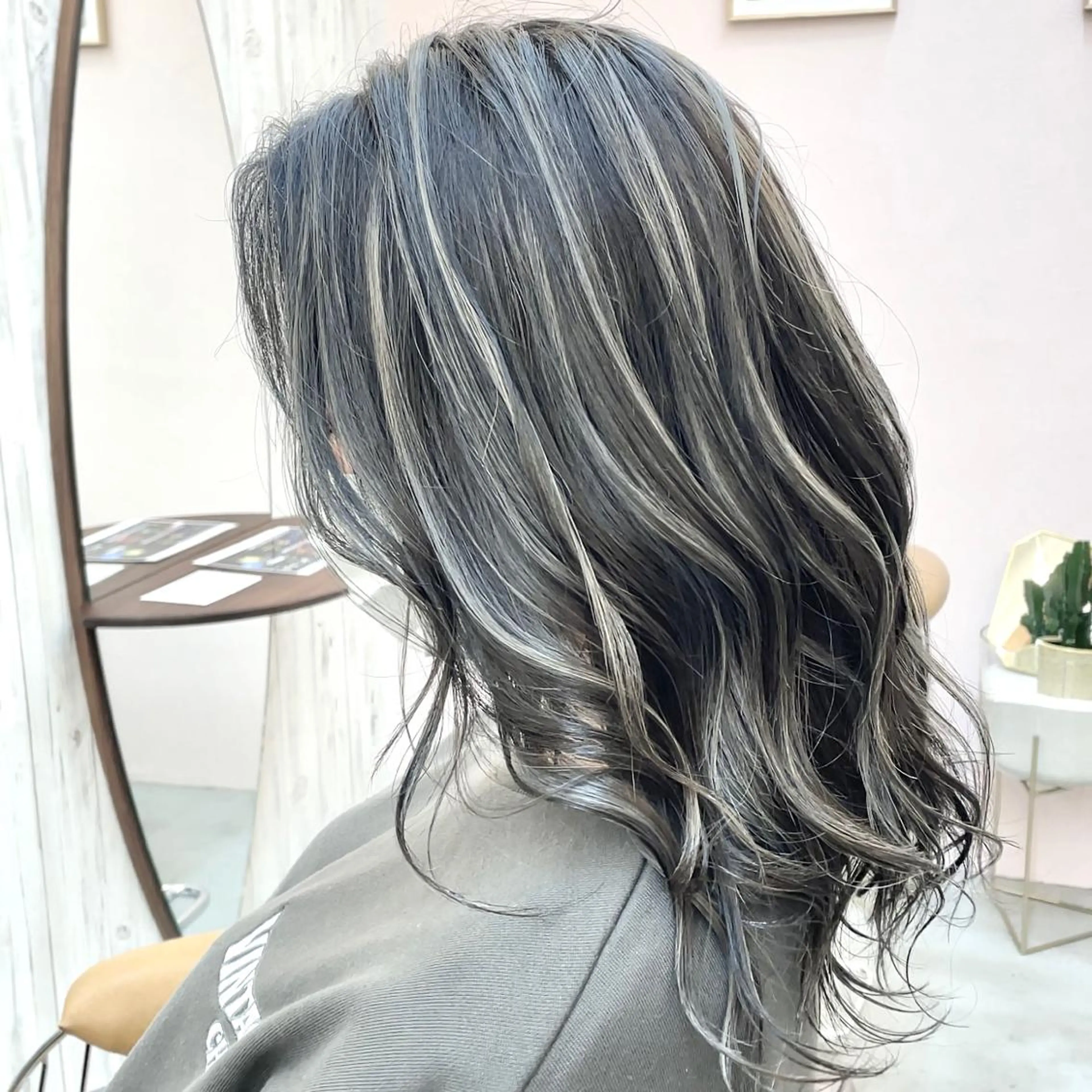 セミロング カラー 縮毛/レイヤー 韓国/橋口のヘアスタイル