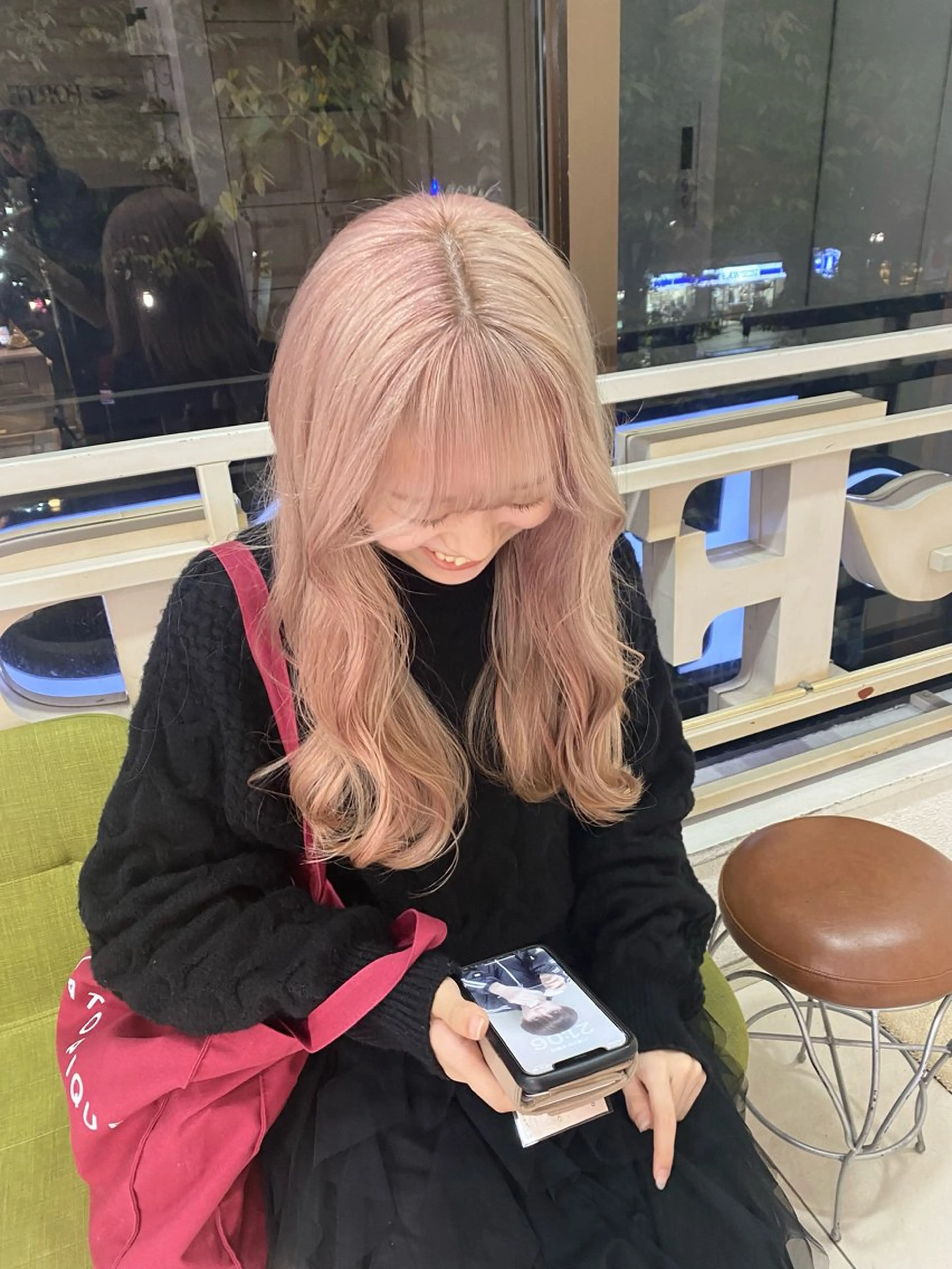 ロング カラー ヘアカラー ハネエクステ🪽🫧 hinano🎀のヘアスタイル