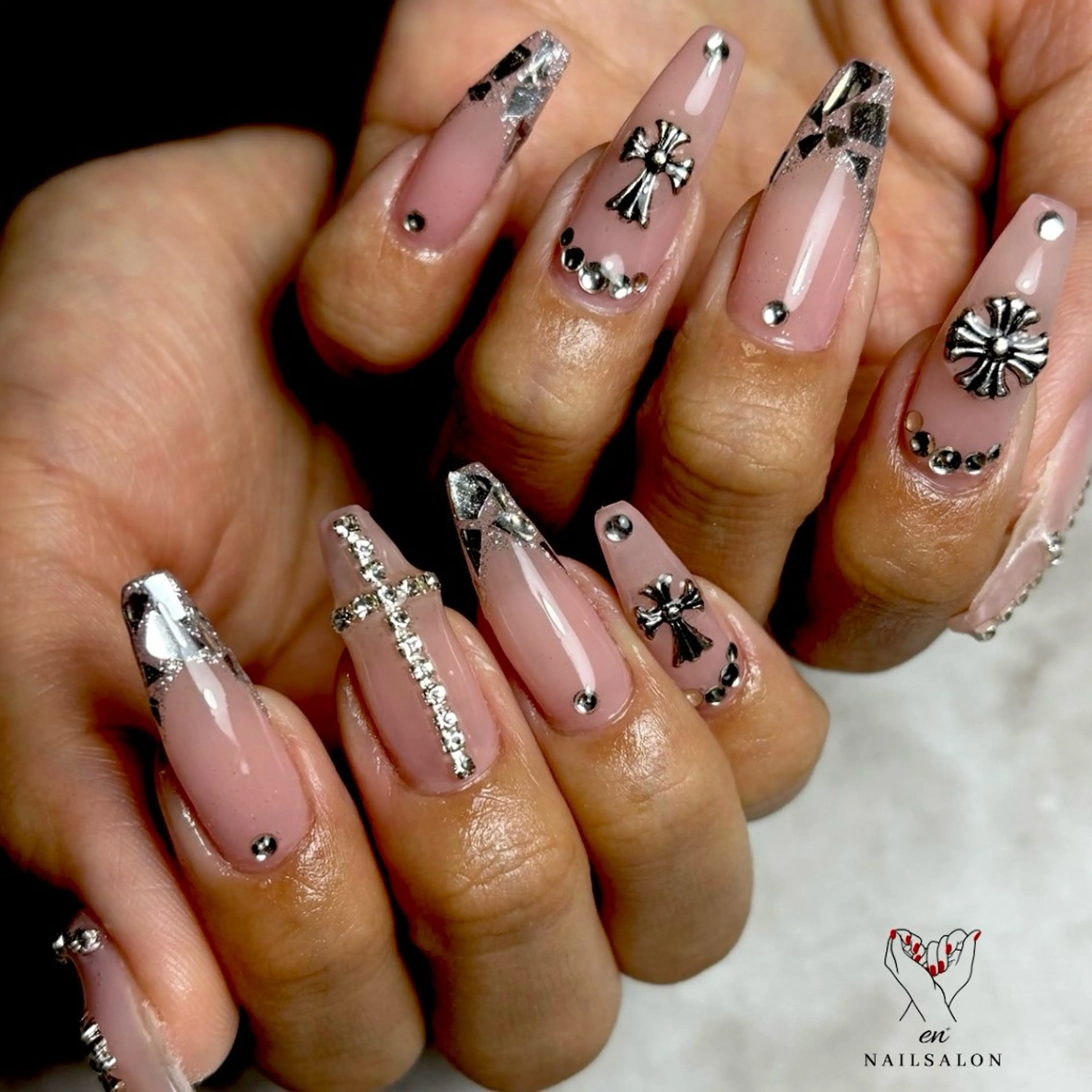 ネイル ハンドネイル NAILSALON en+沖縄市美原のネイルデザイン