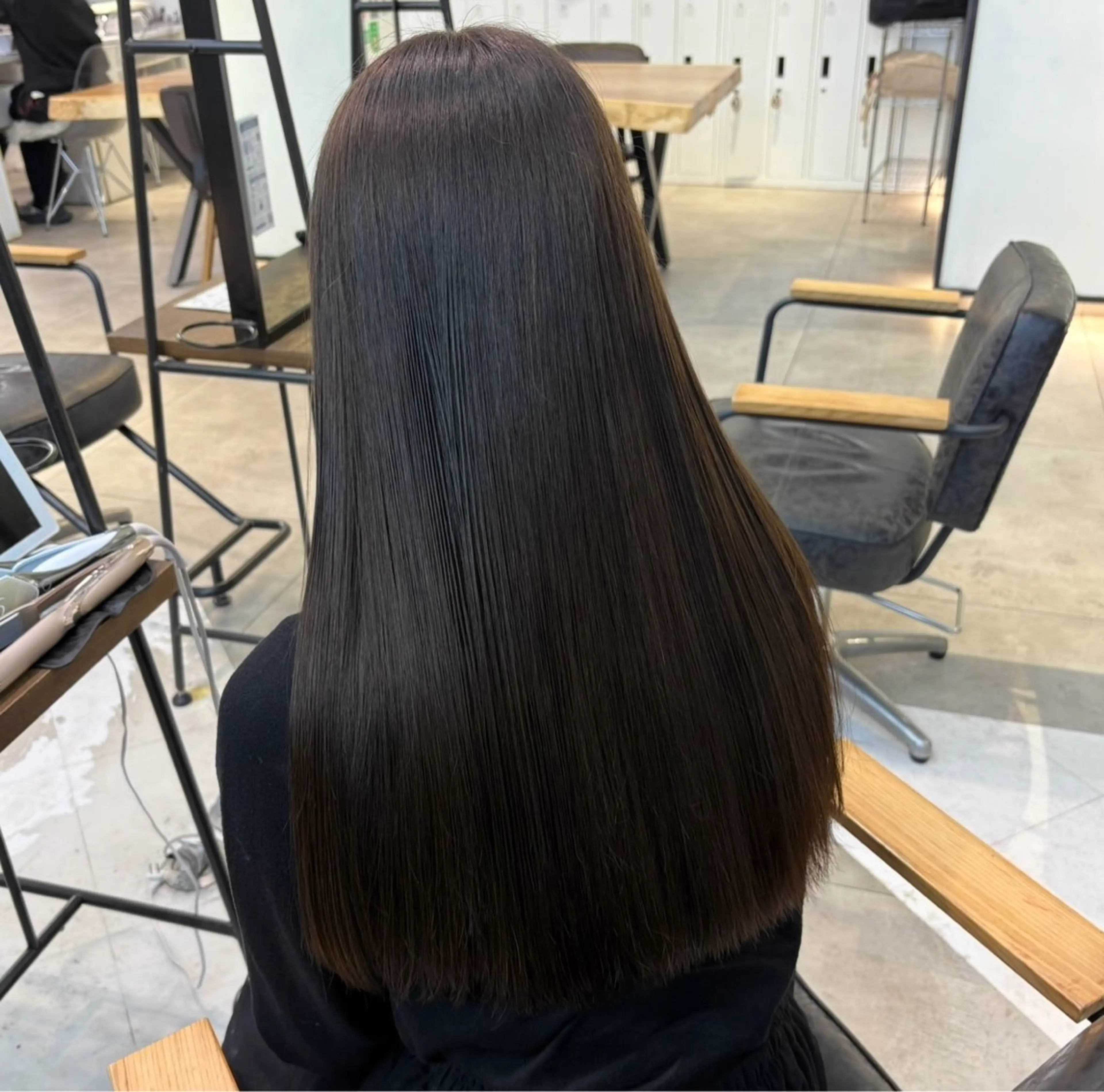 ロング ヘアカラー 透明感カラー/レイヤ ーカットりこ🤎🫧のヘアスタイル