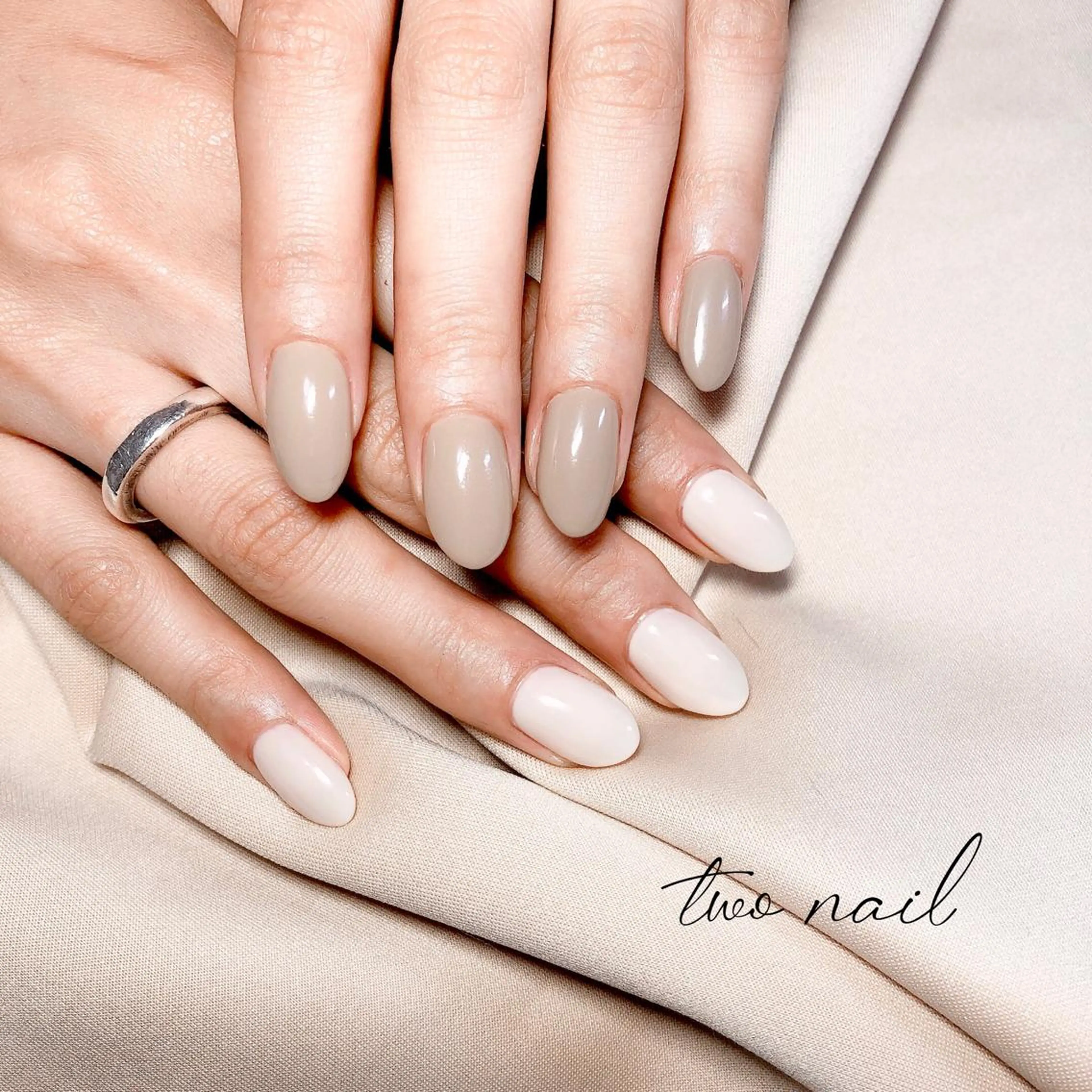 ネイル アートネイル フットネイル ハート ニュアンスネイル ホワイト ハンドネイル two nailのネイルデザイン