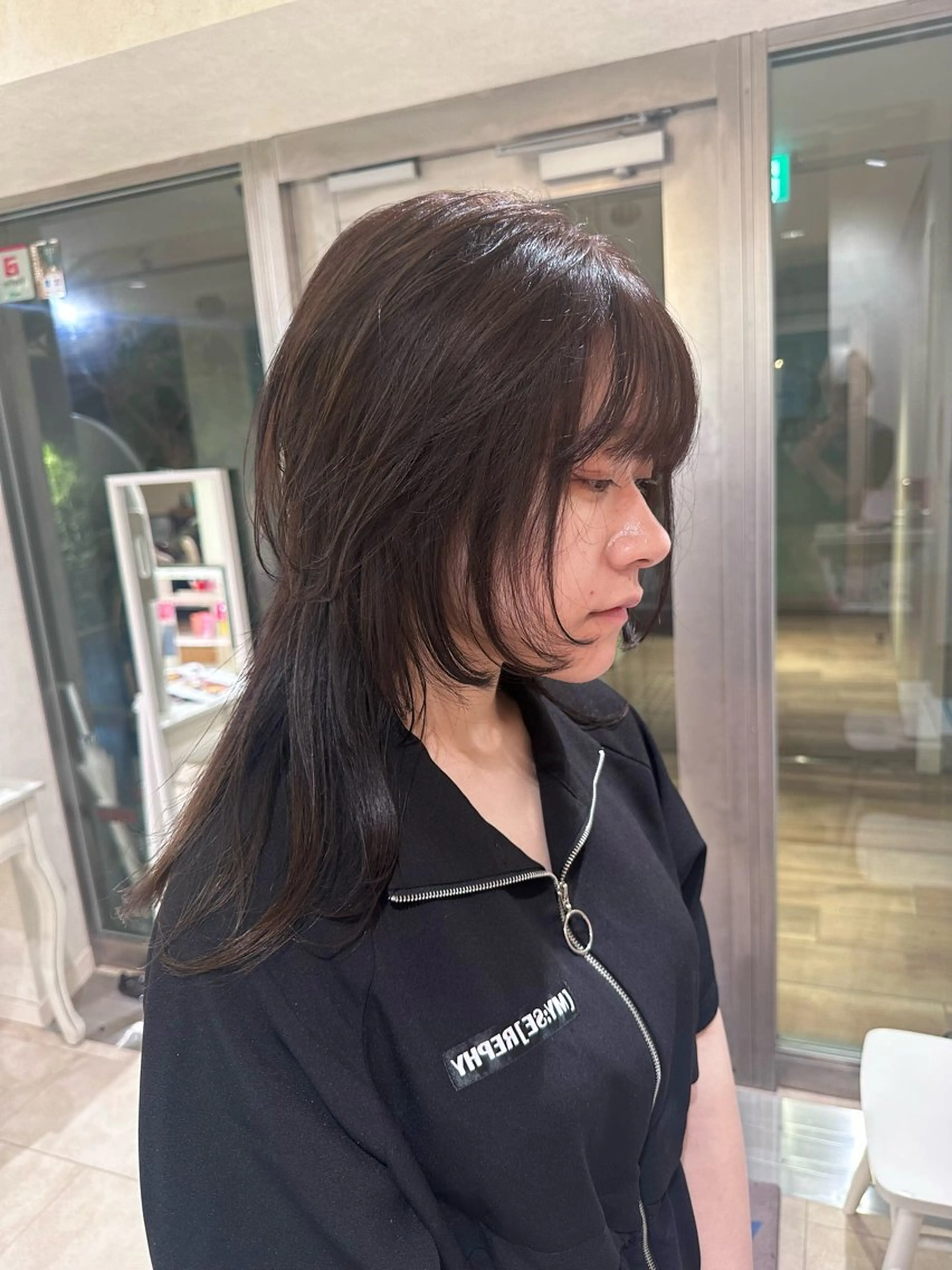 セミロング カラー ブラウンカラー デザインカラー🎨 下北沢 / 磯部のヘアスタイル