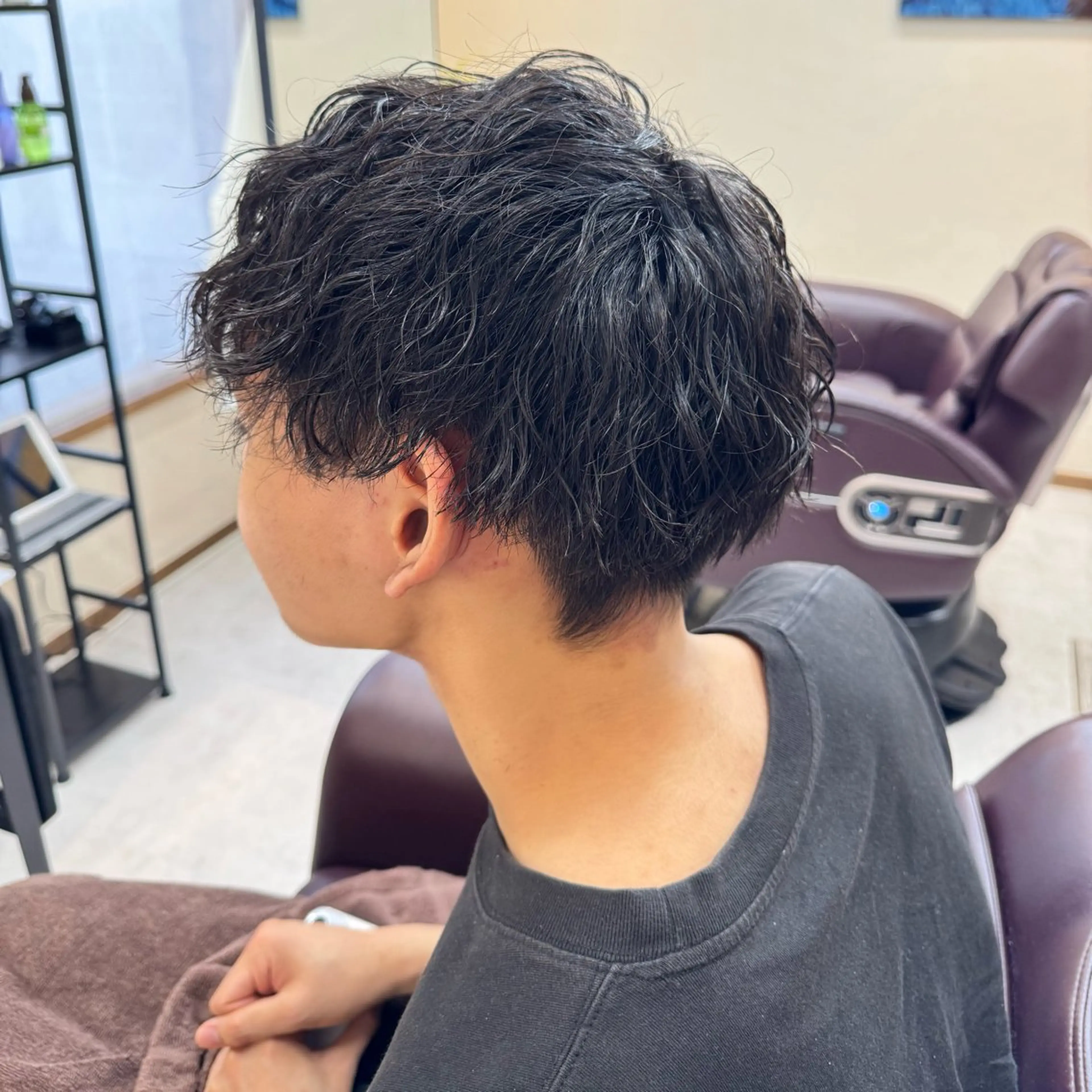 ショート パーマ メンズ 梅本 淑人のヘアスタイル