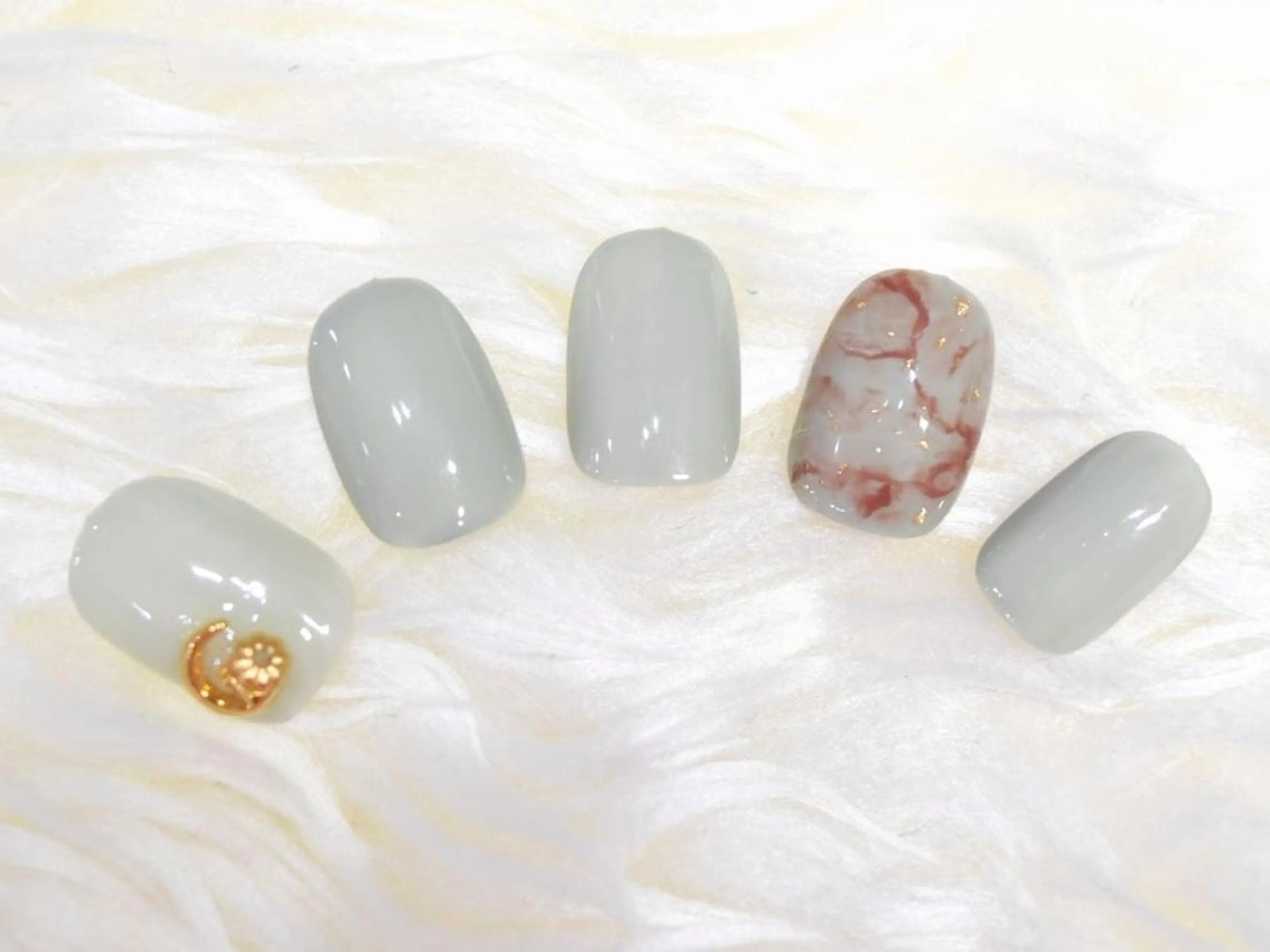 ネイル アートネイル ハンドネイル Nail&eye Belire 新宿のネイルデザイン
