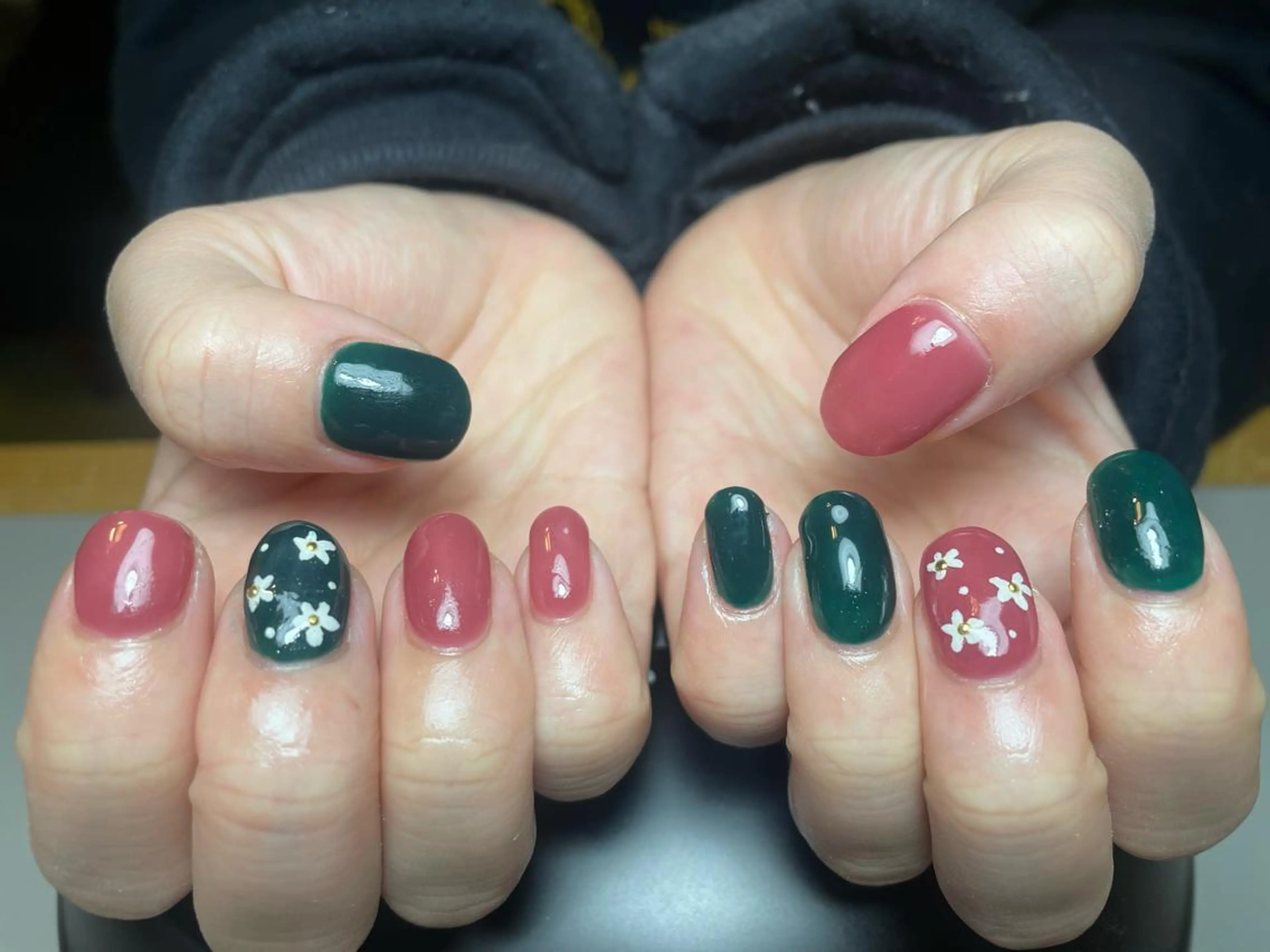 ミディアム ネイル M. KOTOMIのネイルデザイン