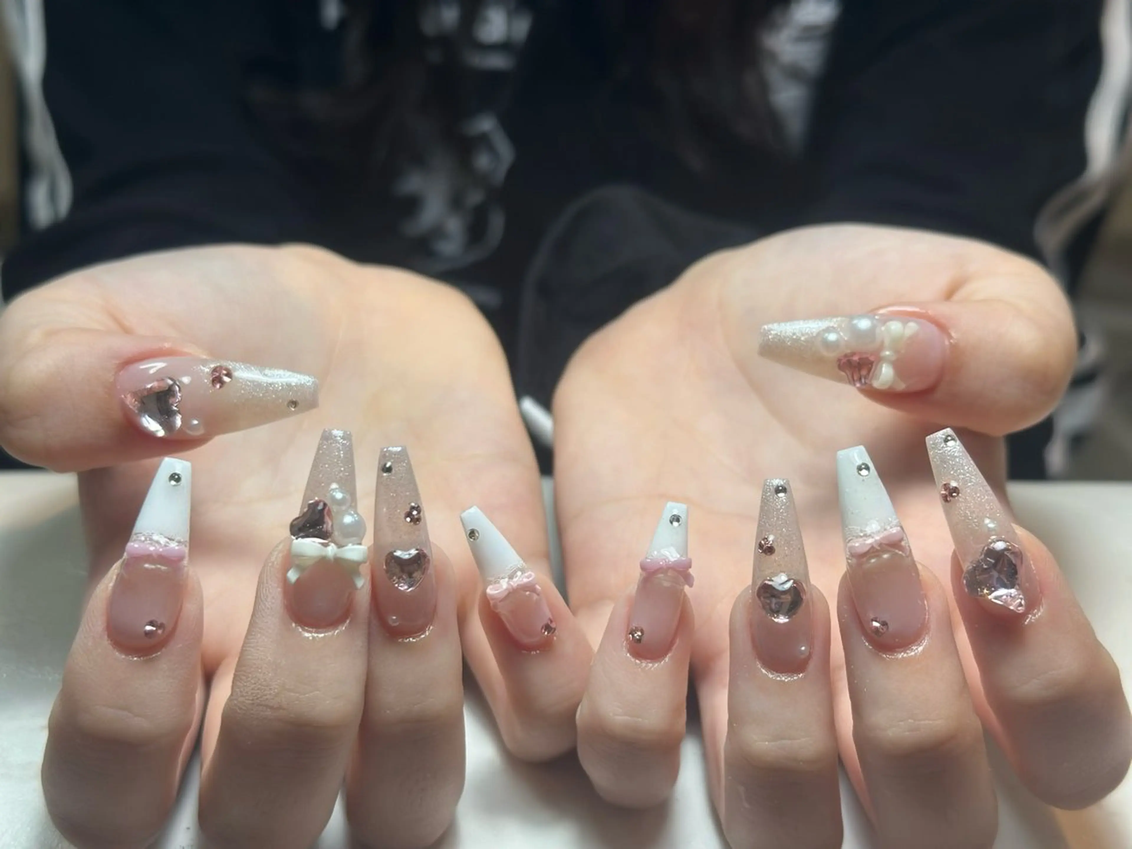 ネイル アートネイル 成人式 ジェルネイル ニュアンスネイル 夏ネイル ハンドネイル Nienail_ Luxeのネイルデザイン