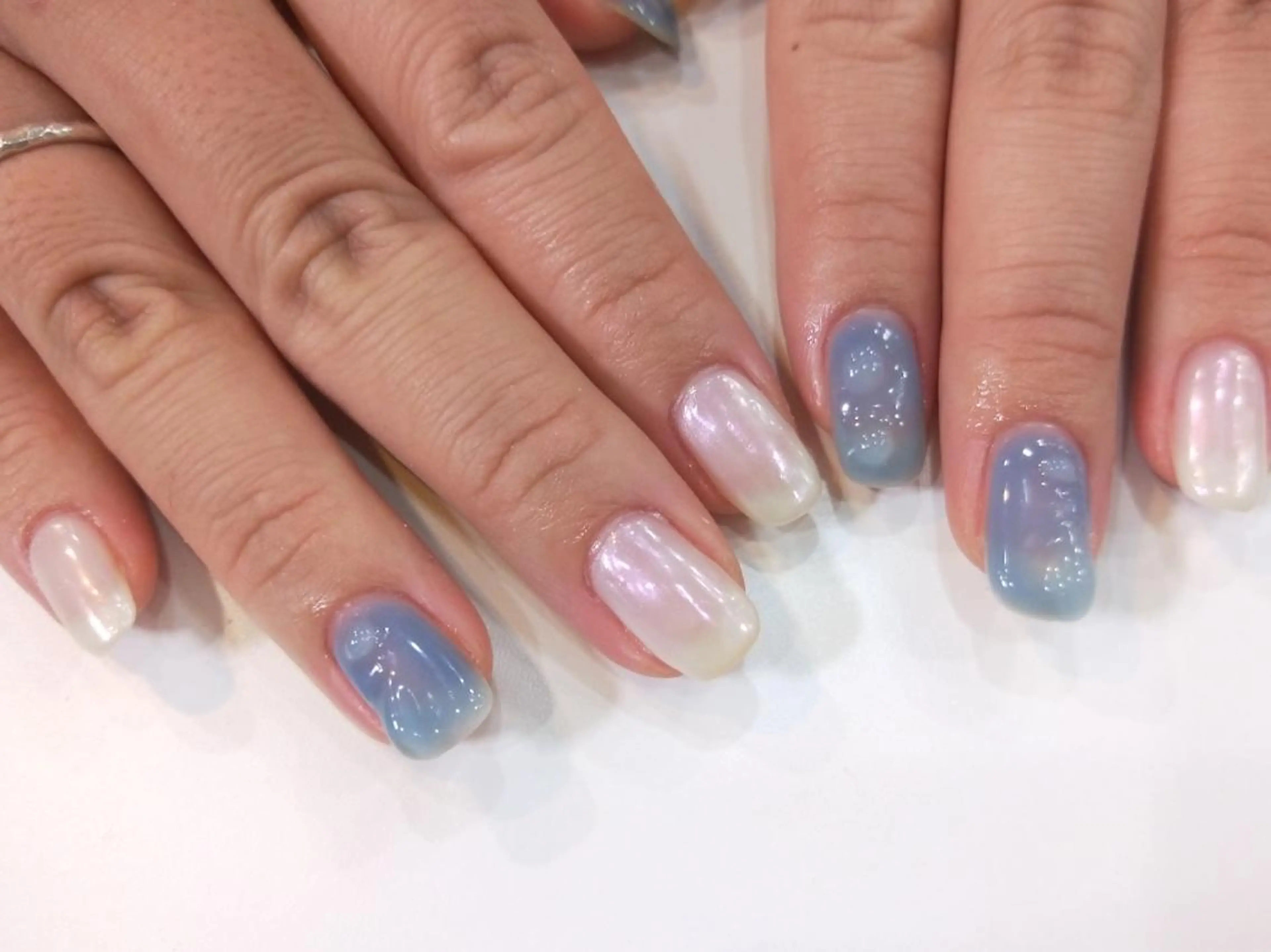 ネイル ハンドネイル ハンドケア はばすみれ🎀ﾈｲﾙ 光ﾌｪｲｼｬﾙ ﾍｱのネイルデザイン