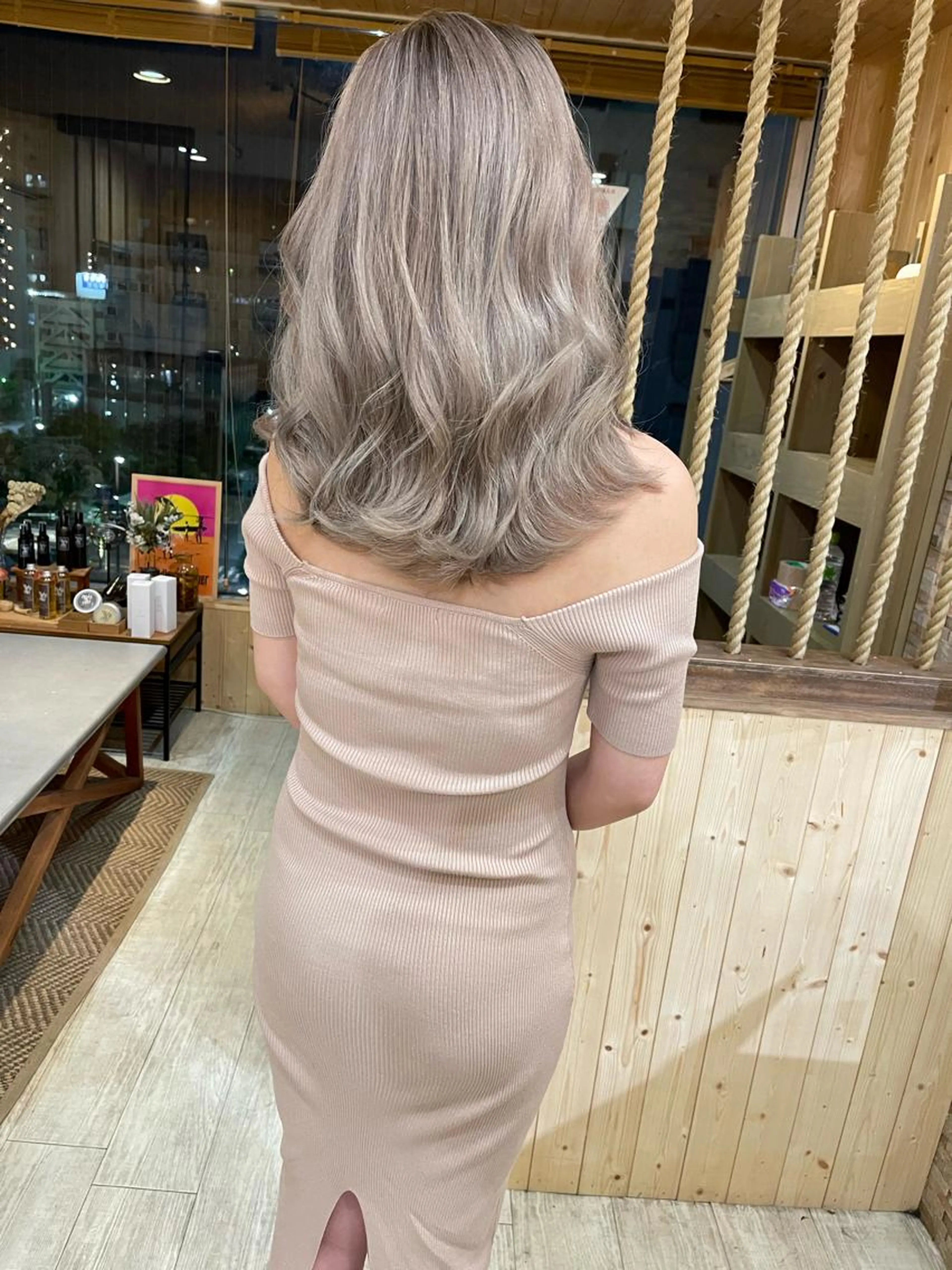 カット＋ケアブリーチ＋カラー(全頭ブリーチ＋カラー)￥22000 [千葉/都賀]の写真