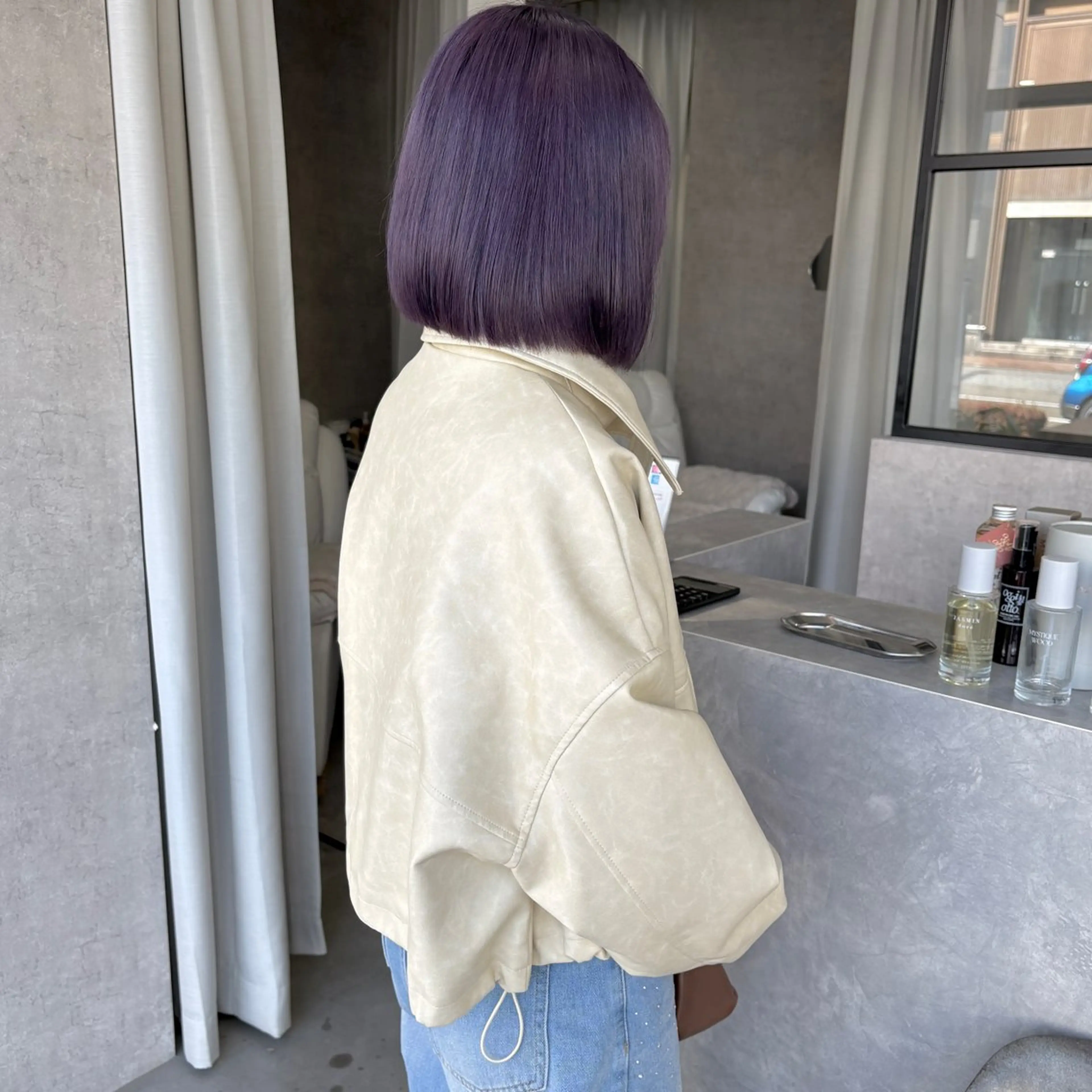 ショート カラー ブリーチ 透明感カラー ラベンダーカラー カット ヘアカラー はちすか るかのヘアスタイル