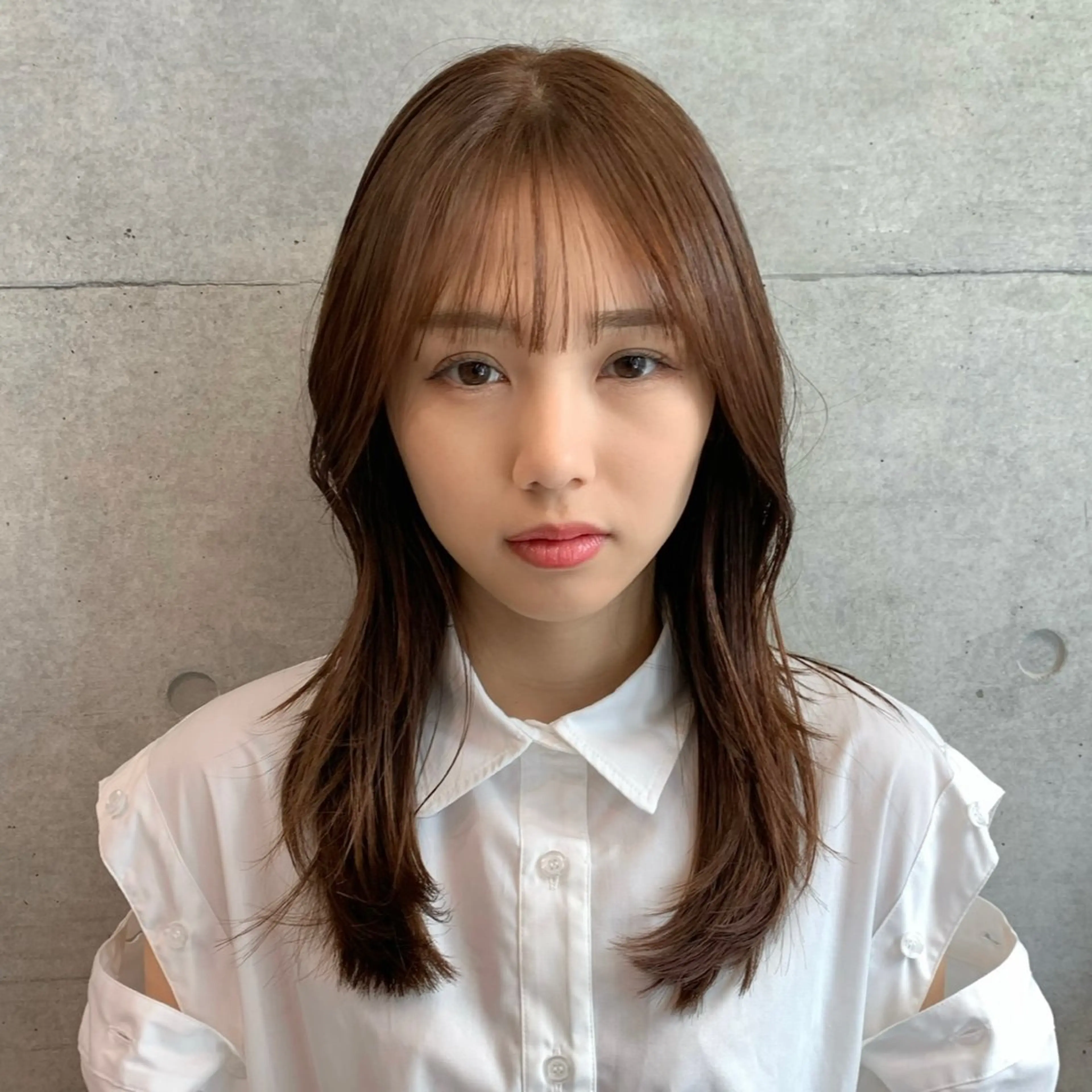 ミディアム 顔周りカット 似合わせカット カット ヘアカラー オシャレ髪✔️ 店長オオキアキヒロのヘアスタイル