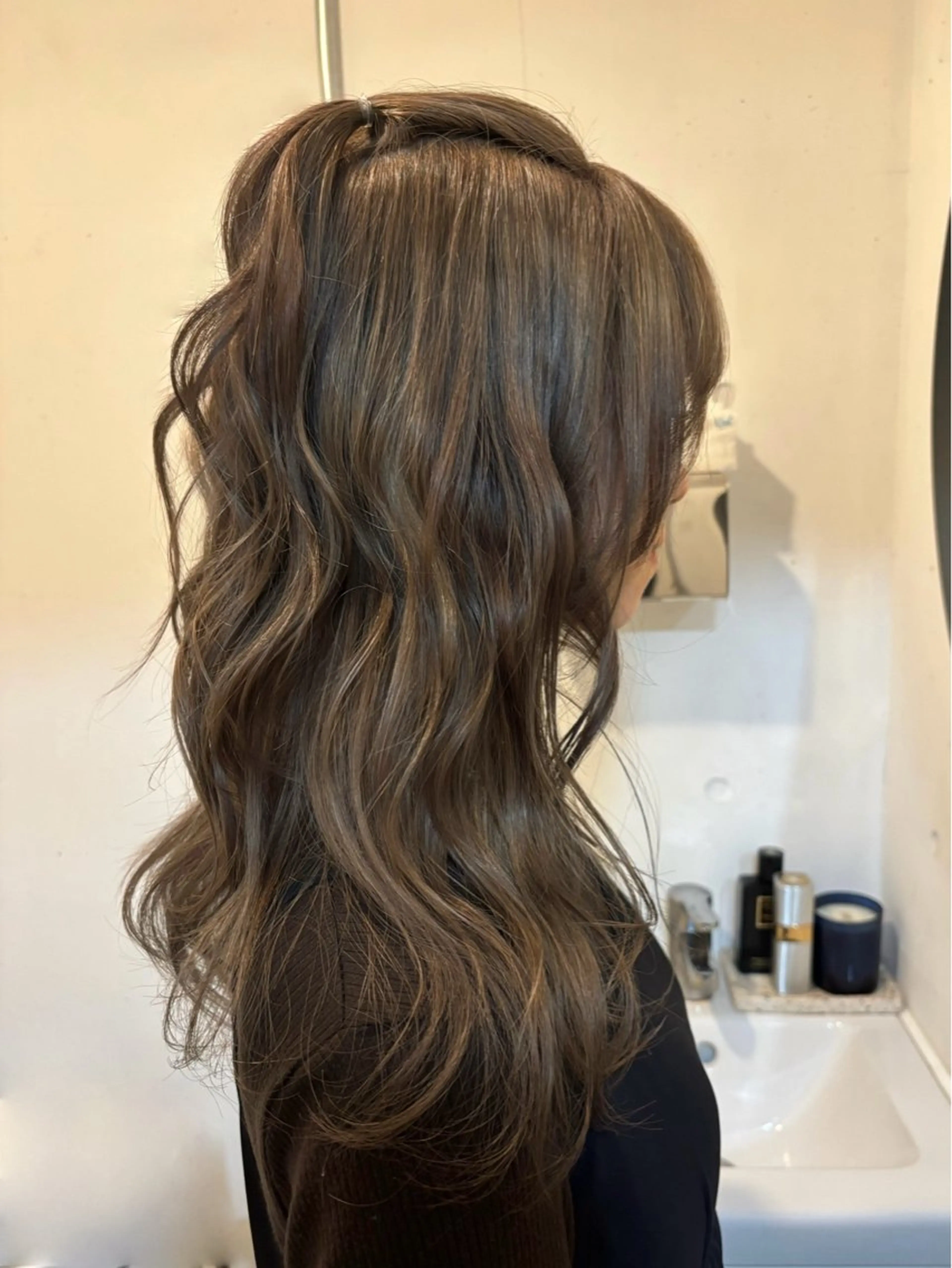 ロング カラー カット ヘアカラー トリートメント ⭐︎ハイトーン /レイヤー✩momoのヘアスタイル