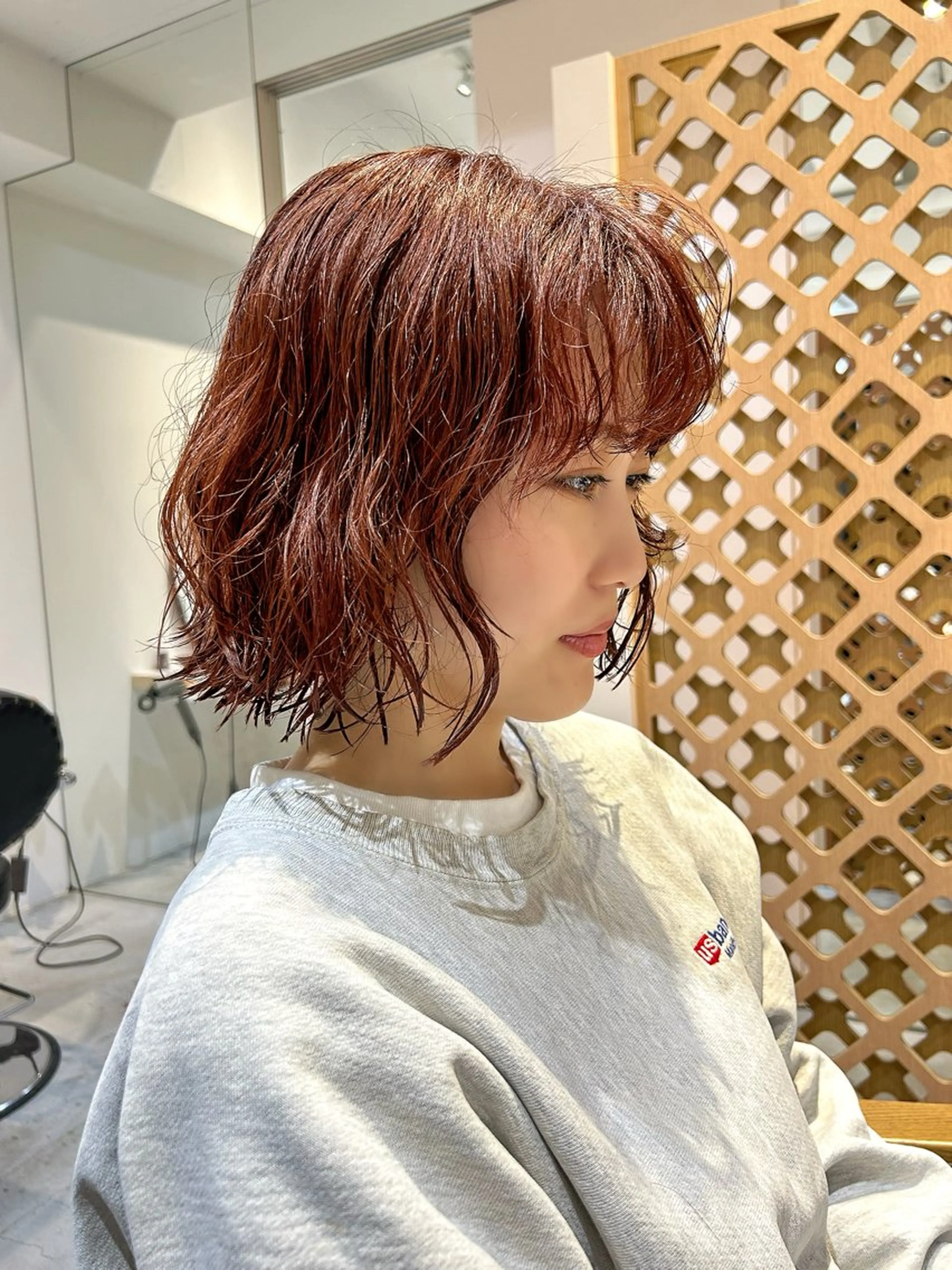 ミディアム カラー パーマ ミディアムパーマ オレンジ カット ヘアカラー トリートメント マンツーマン施術✂︎ machikaのヘアスタイル