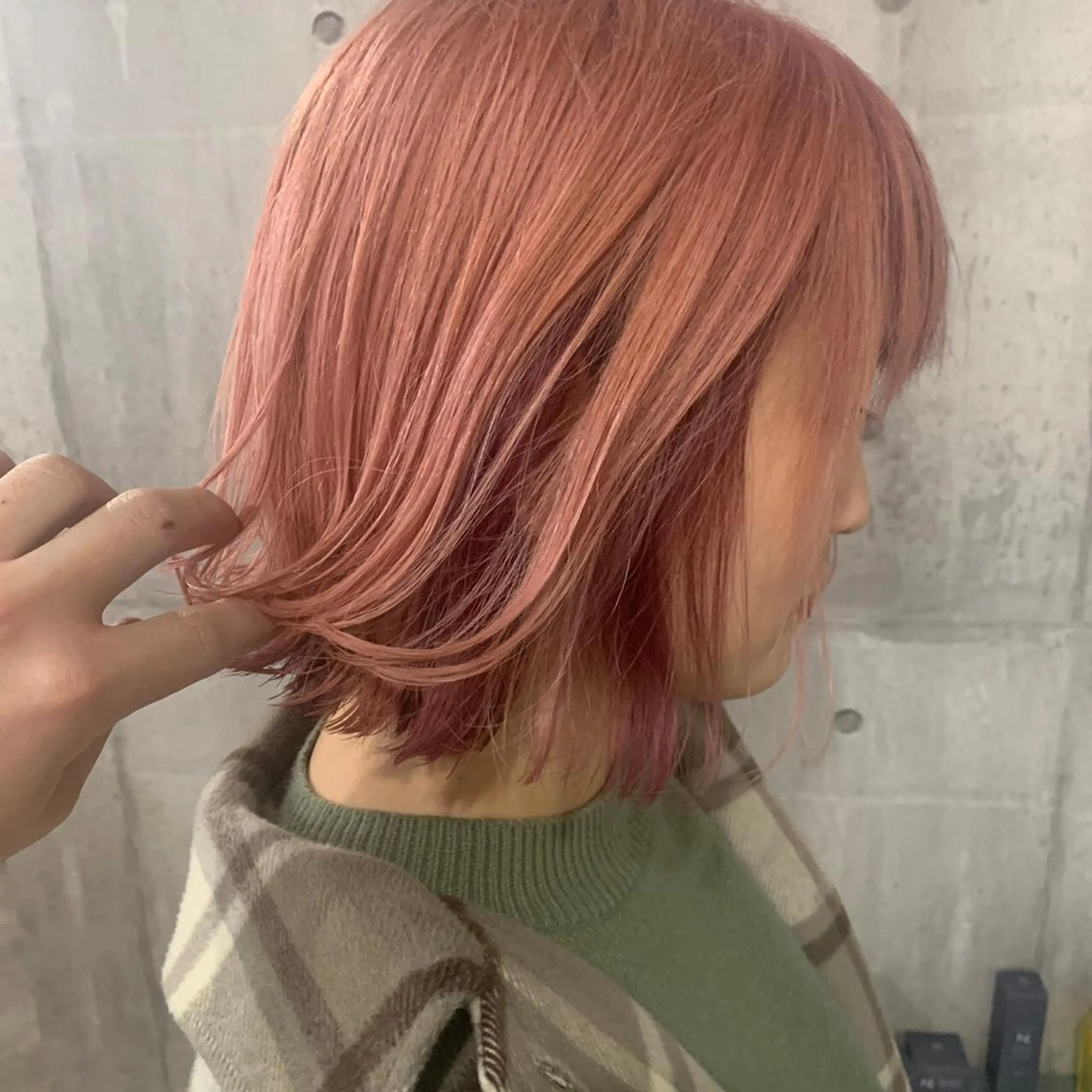ショート カラー ヘアアレンジ キッズ アディクシーカラー バレイヤージュ ミストバング ベージュカラー 黒髪 カラー特化サロン Eir心斎橋のヘアスタイル