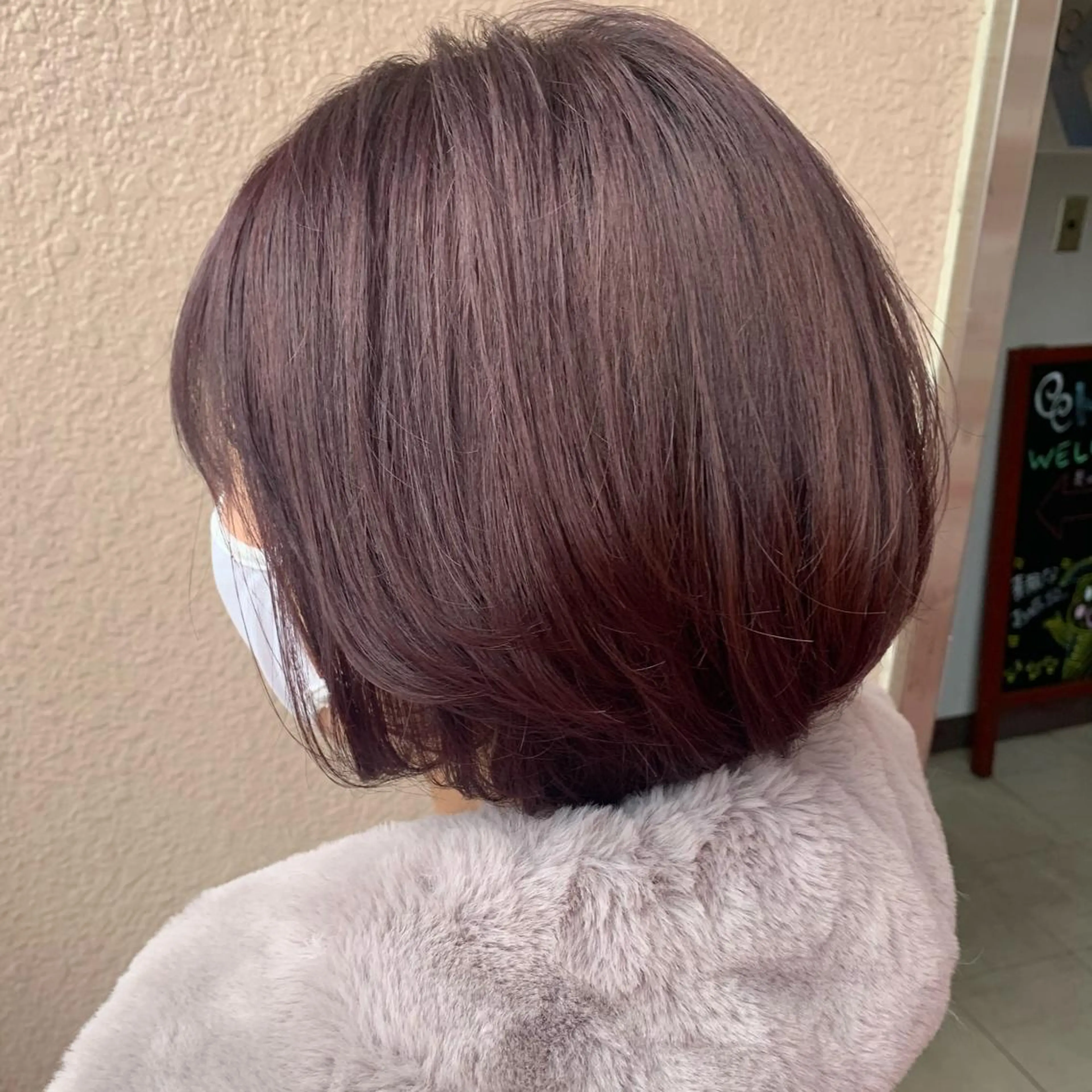 ショート パープルカラー 淡色ふんわりhair 新宿satomiのヘアスタイル