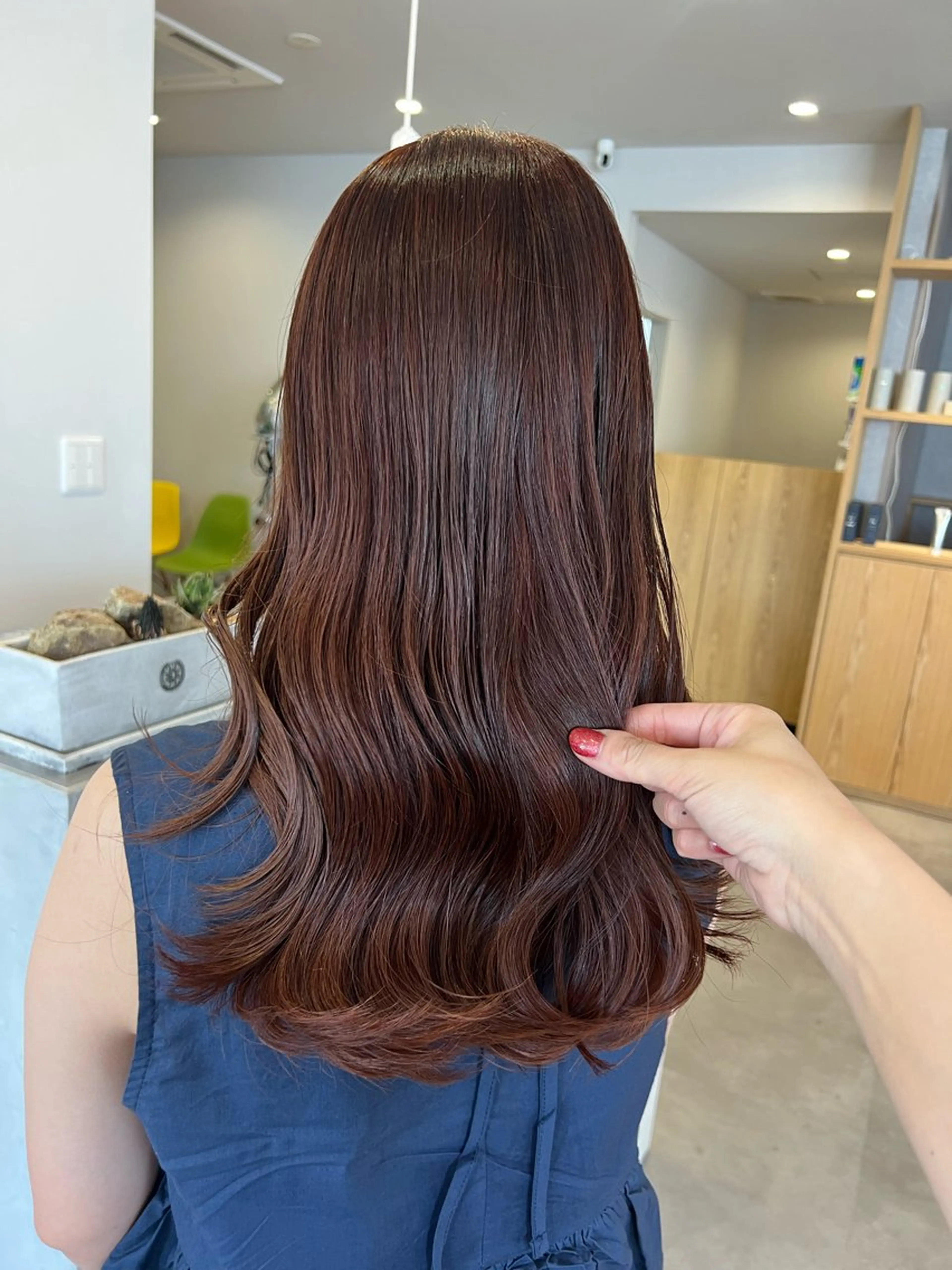 ロング カラー パーマ ヘアアレンジ メンズ カット ヘアカラー トリートメント 透明感カラー／ 新潟万代/池野里衣のヘアスタイル