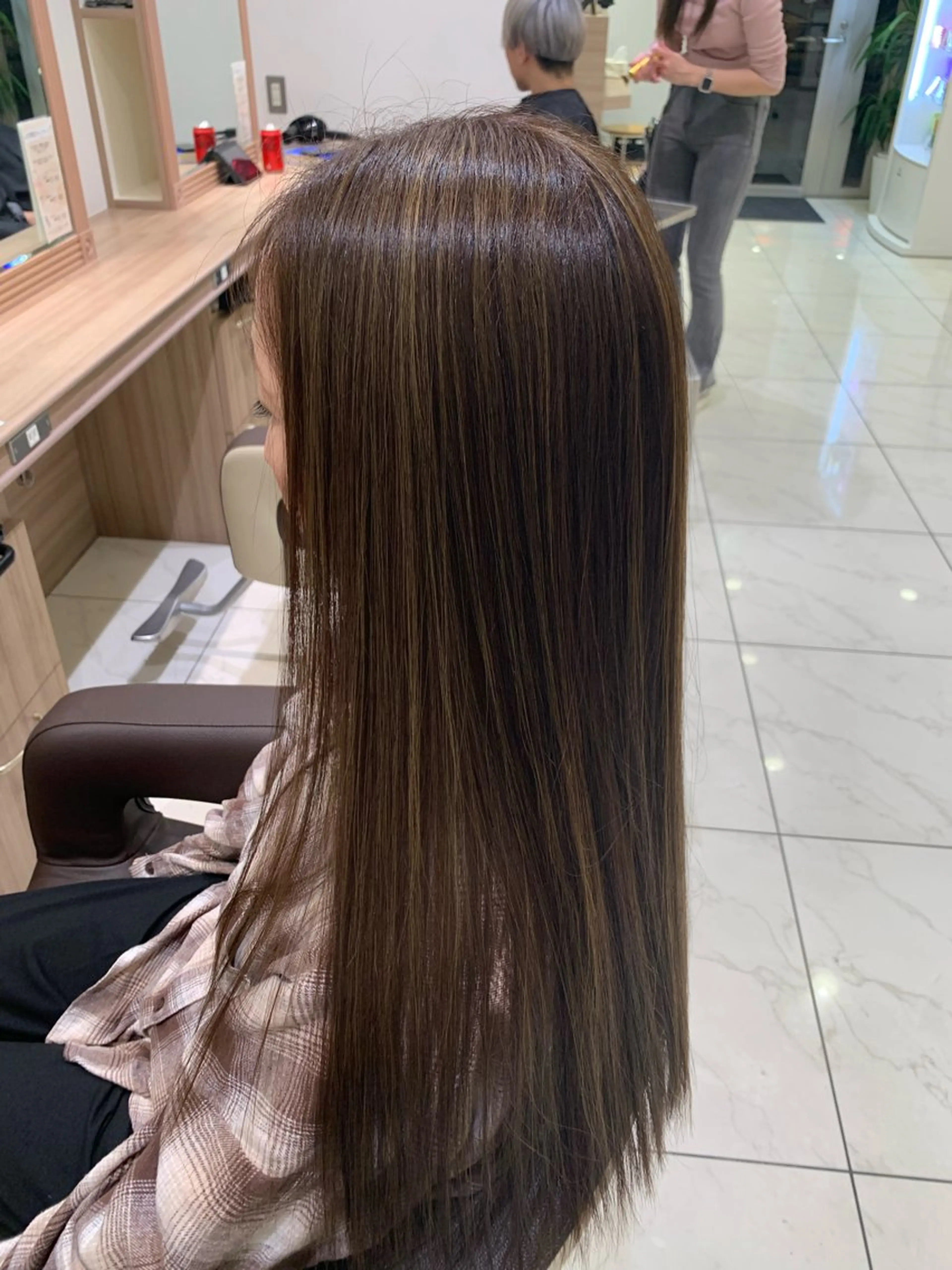 ロング カラー ブラウンカラー 透明感カラー オレンジ カット ヘアカラー トリートメント 🌱脱白髪染め特化 🌱岡田将英のヘアスタイル
