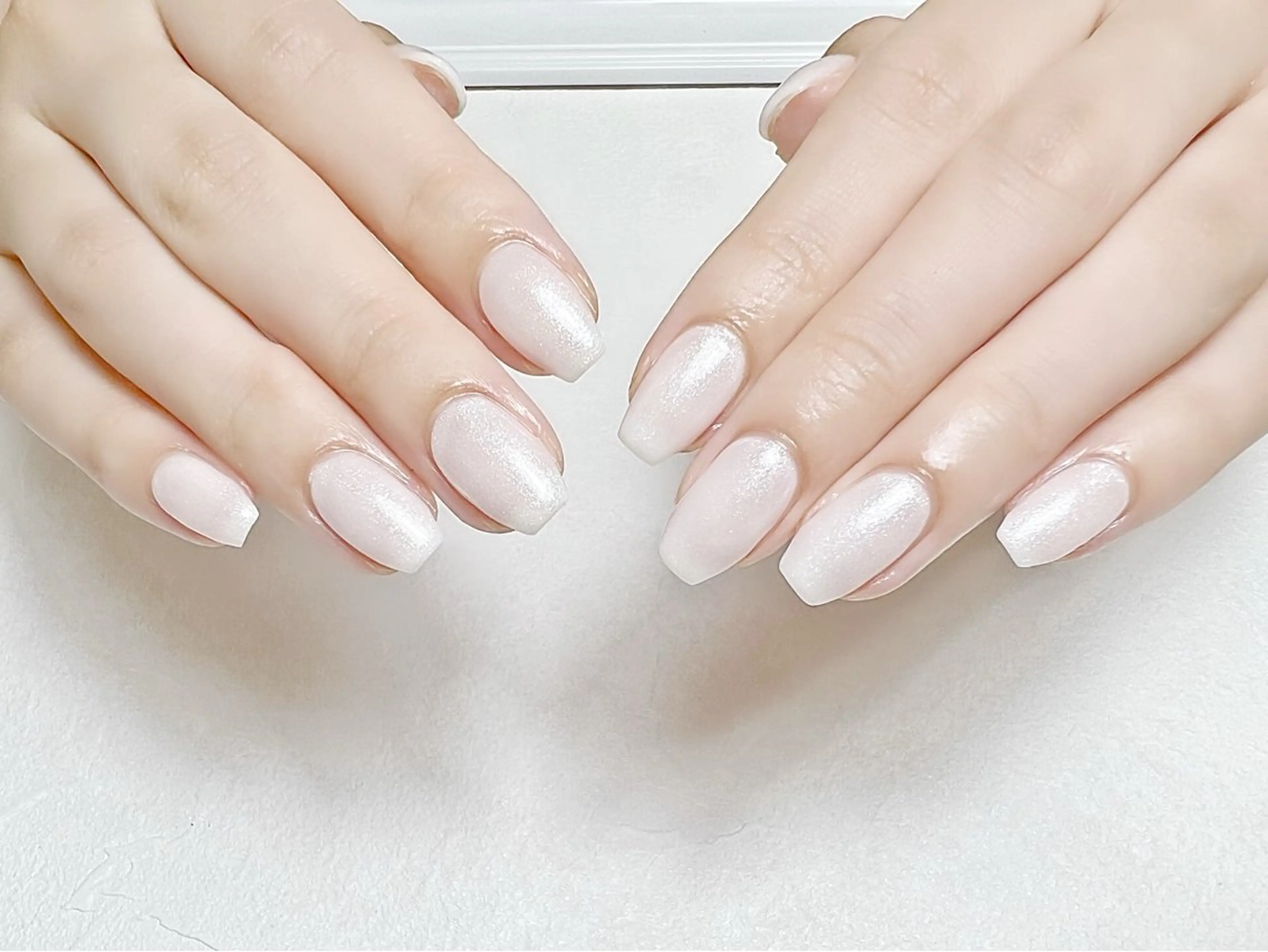 ネイル ラメ(グリッター) オフィスネイル ワンカラーネイル ホワイト rouse nail RISATOのネイルデザイン