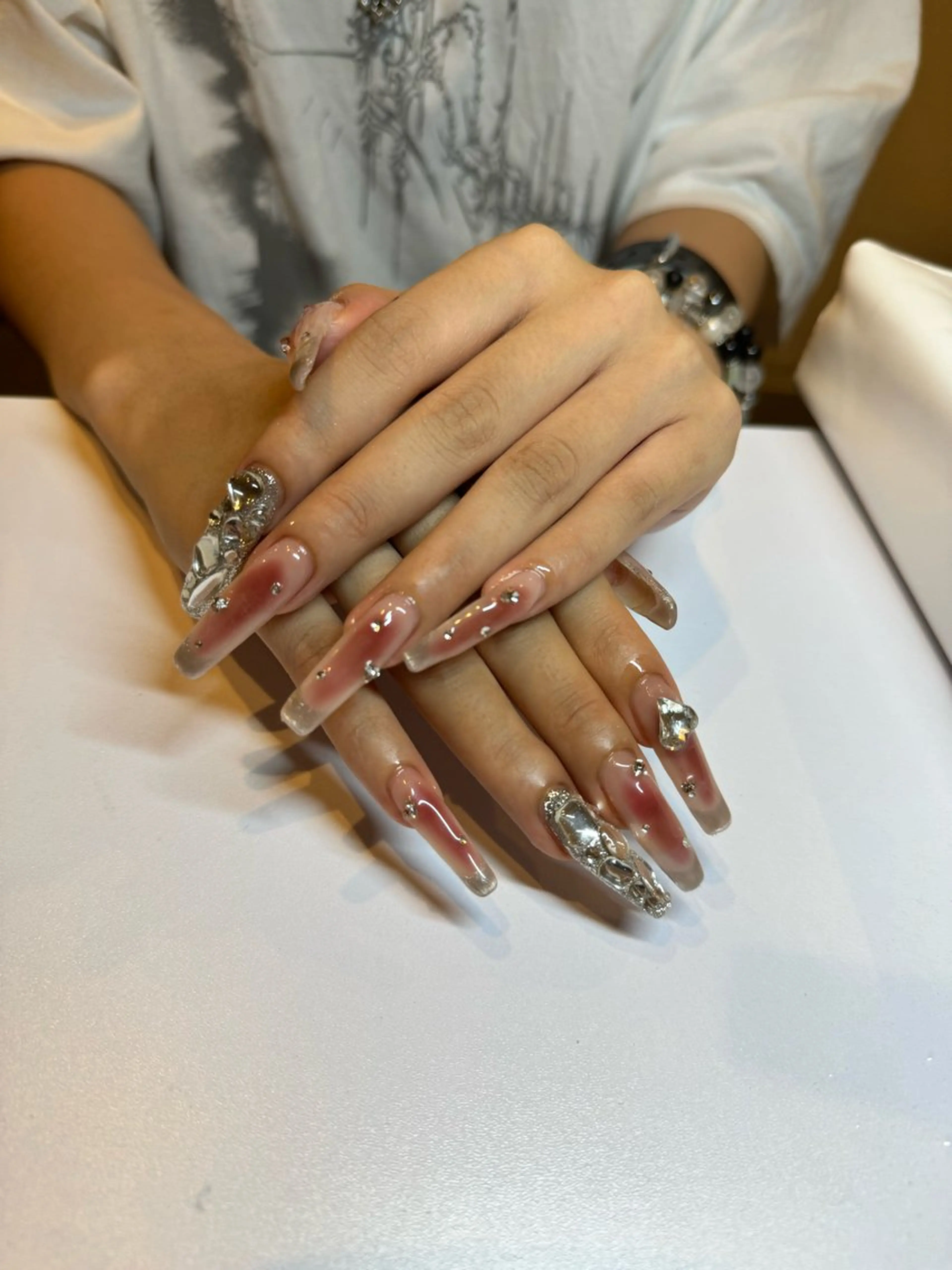 ネイル 濱岡 咲のネイルデザイン