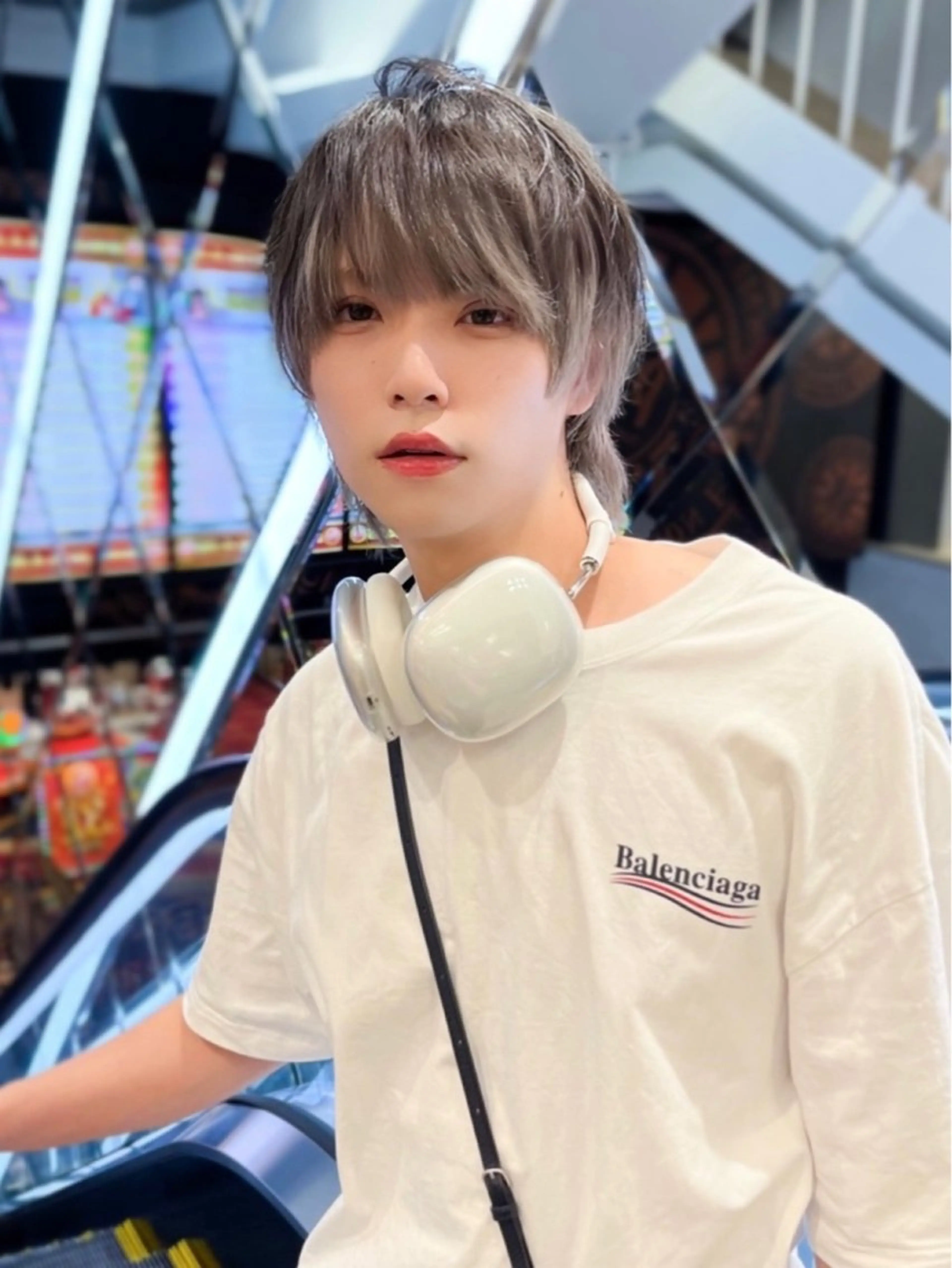 ミディアム カラー メンズ メンズブリーチ マッシュウルフ マッシュ メンズウルフカット ブリーチ イナオカ ダイスケのヘアスタイル