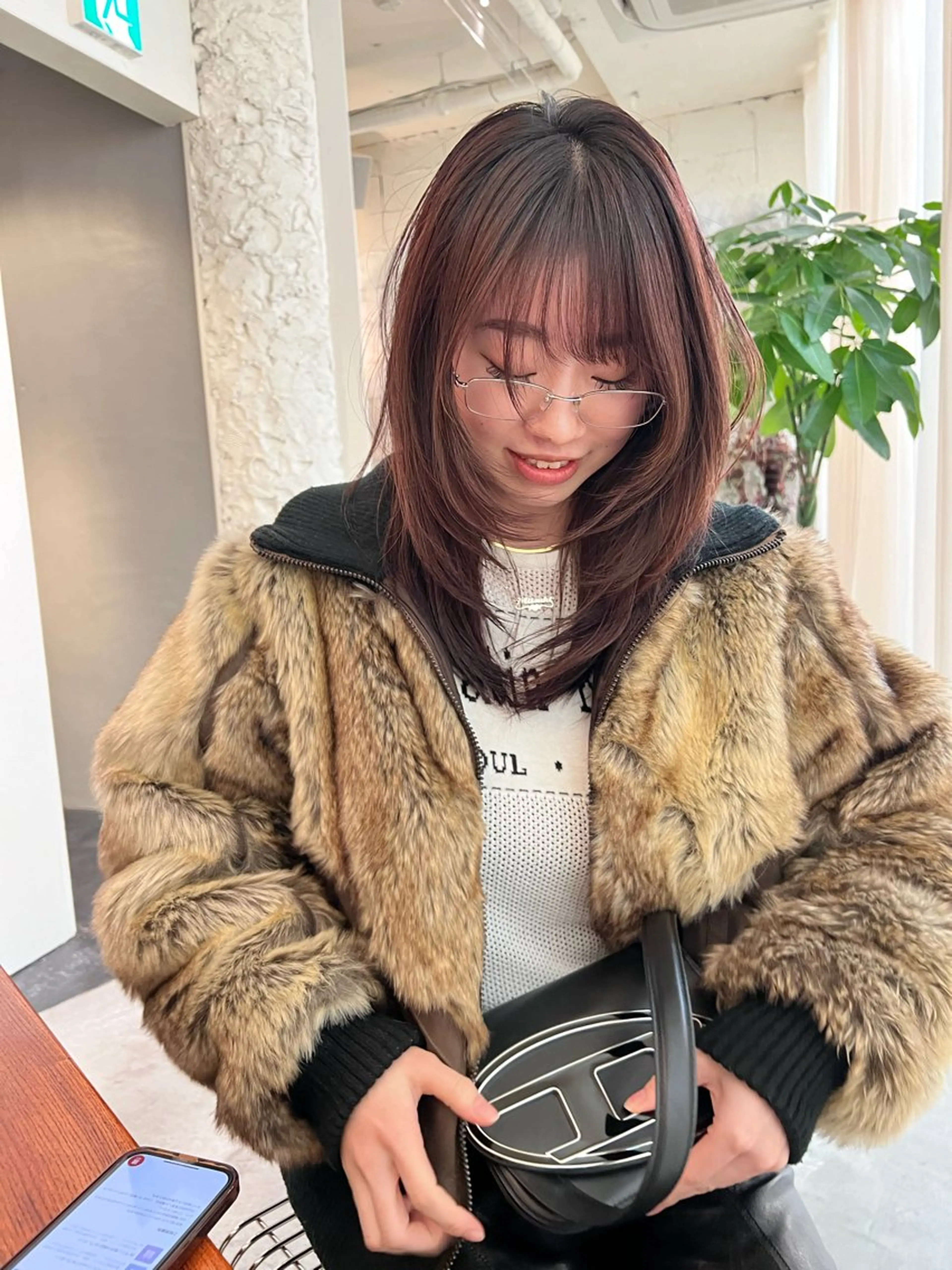 ミディアム カラー 圧倒的デザイン力 店長🎨RENAのヘアスタイル