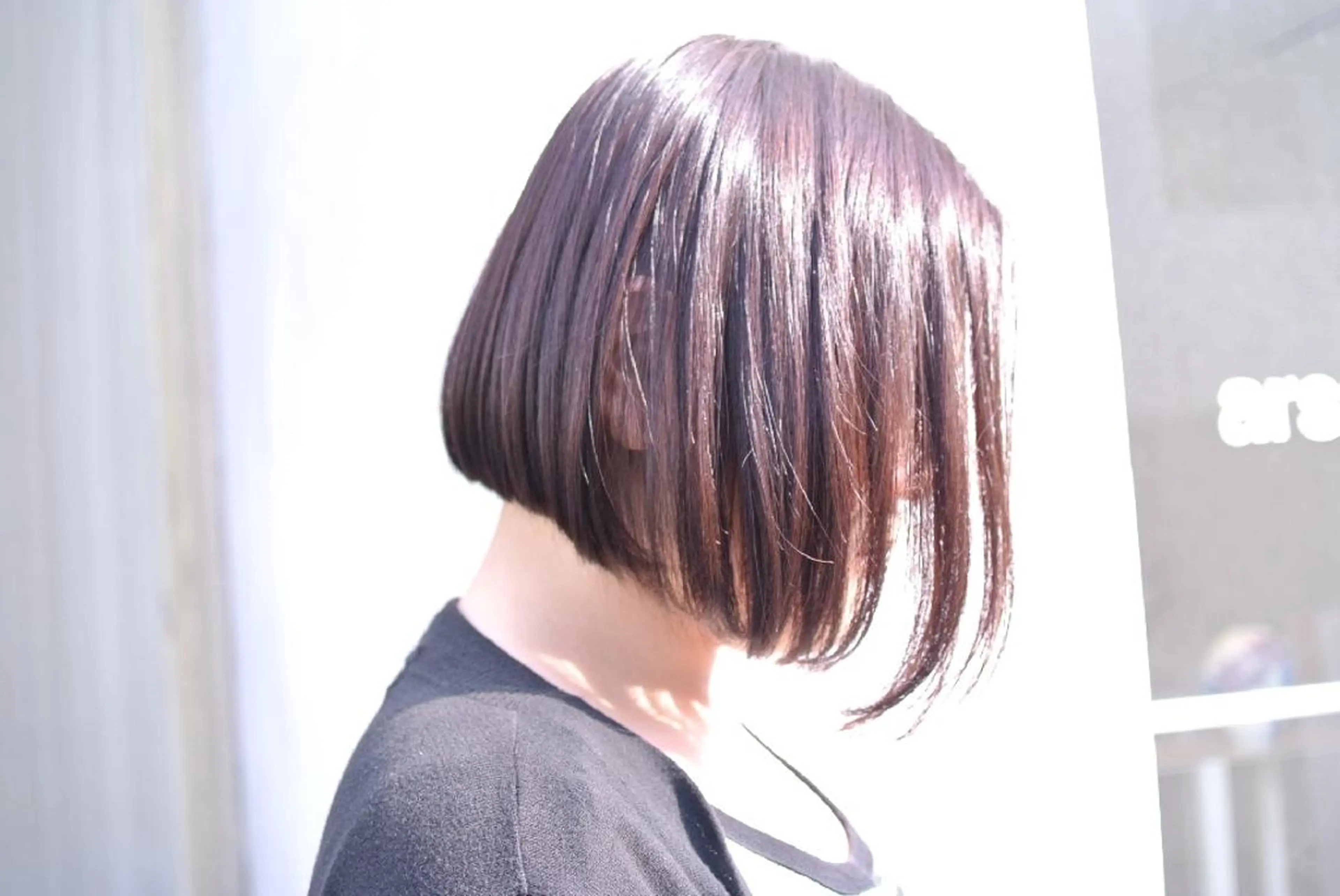 ショート カラー ボブ 樋口 千尋のヘアスタイル