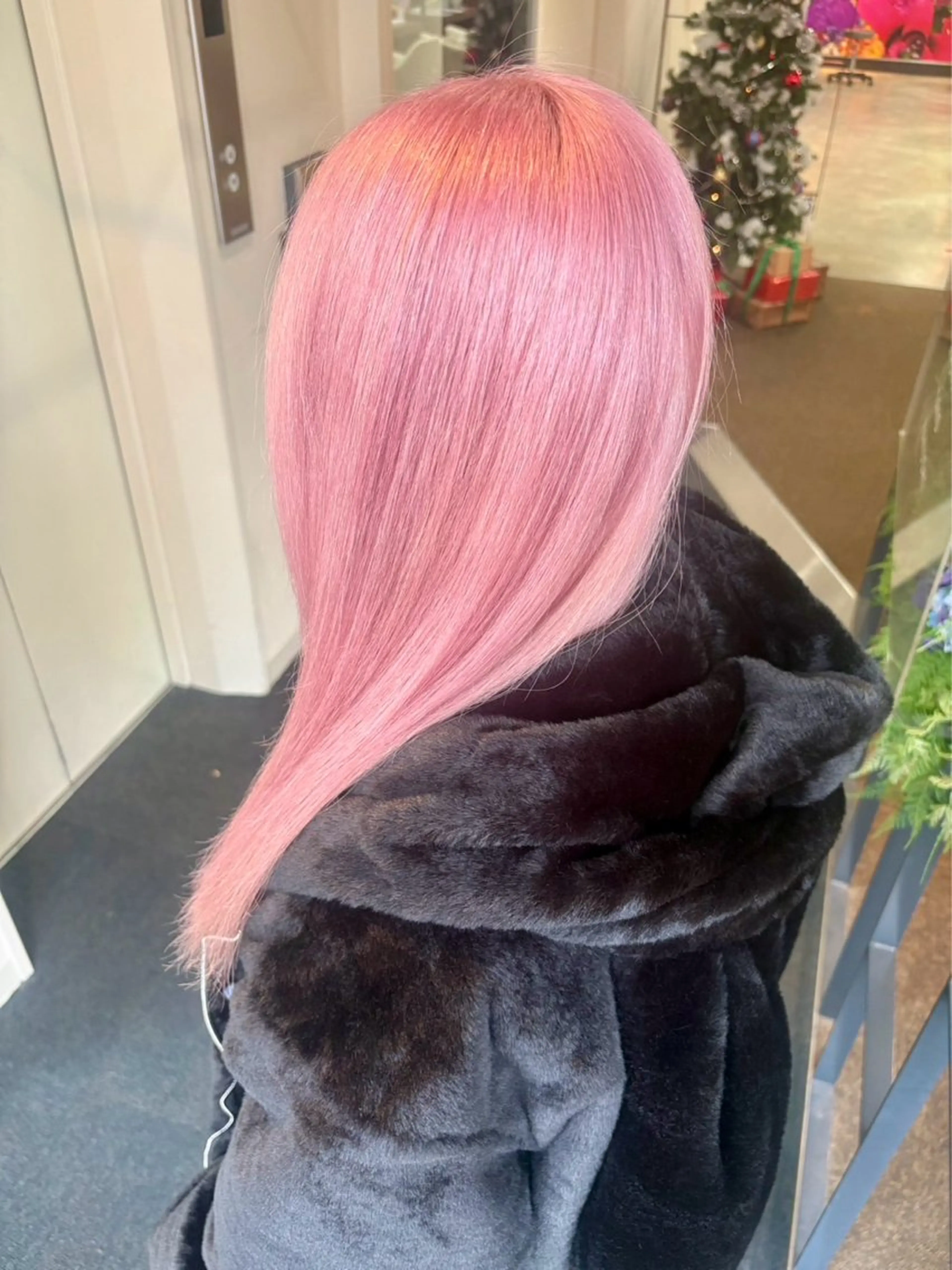 ロング カラー ダブルカラー ピンクカラー トリートメント 高田 羊真のヘアスタイル