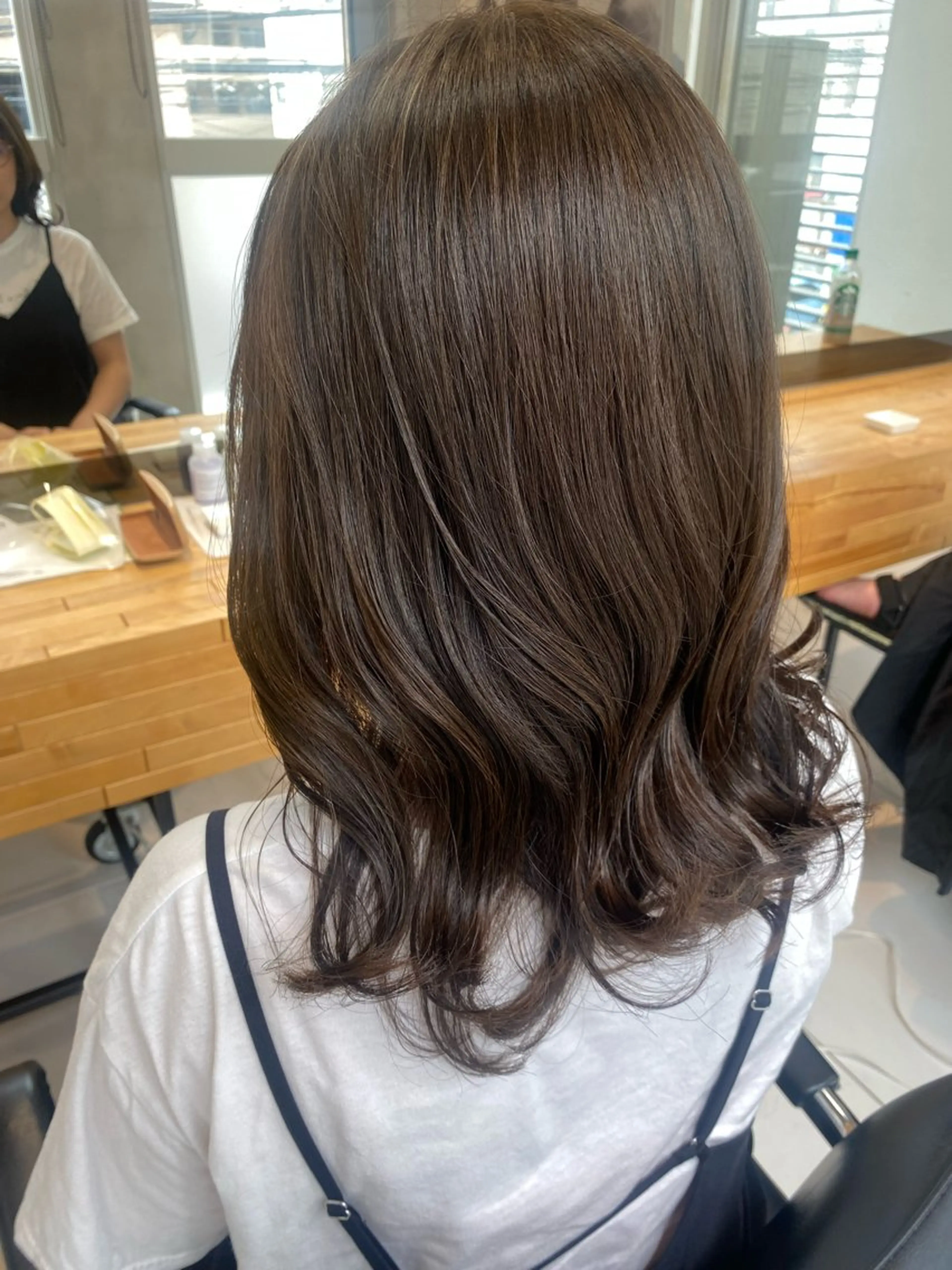 セミロング カット ヘアカラー トリートメント misa🫧ナチュラ ル縮毛矯正/髪質改善のヘアスタイル