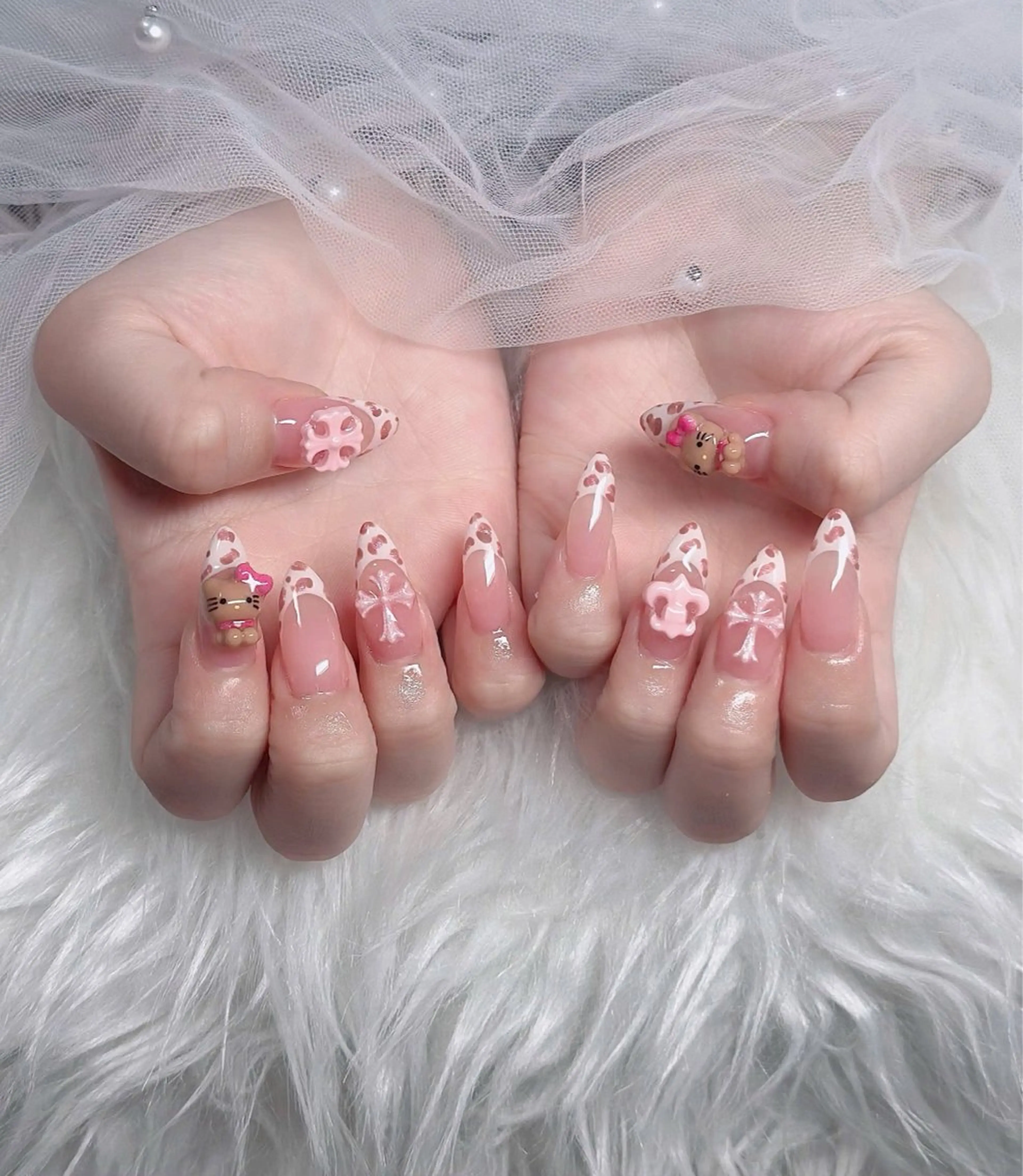 ネイル オーロラネイル フレンチネイル ジェルネイル ハロウィン 韓国ネイル ハンドネイル neco H.babynailのネイルデザイン