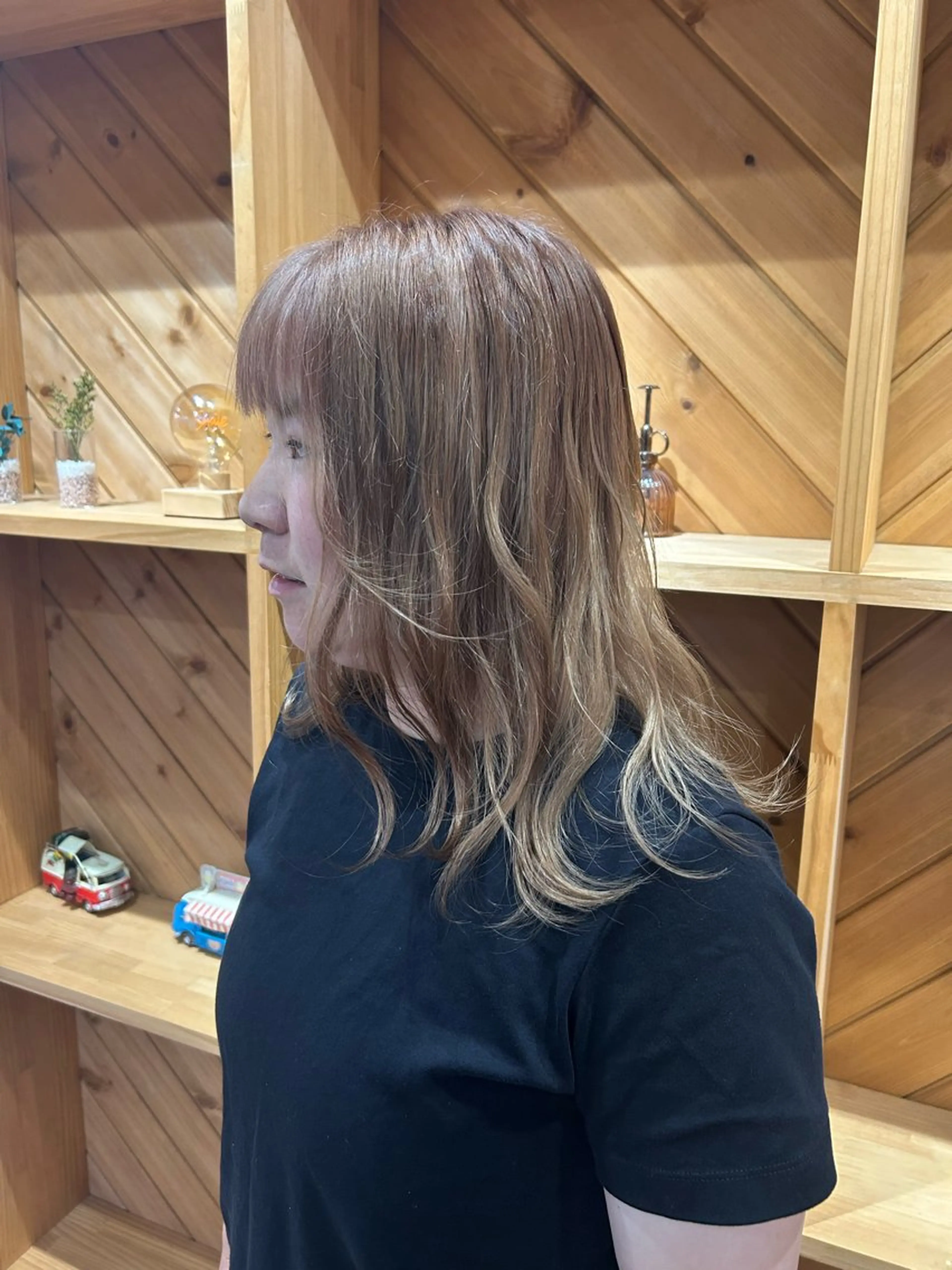 カラー ピンクカラー ヘアカラー 福田 寧々のヘアスタイル