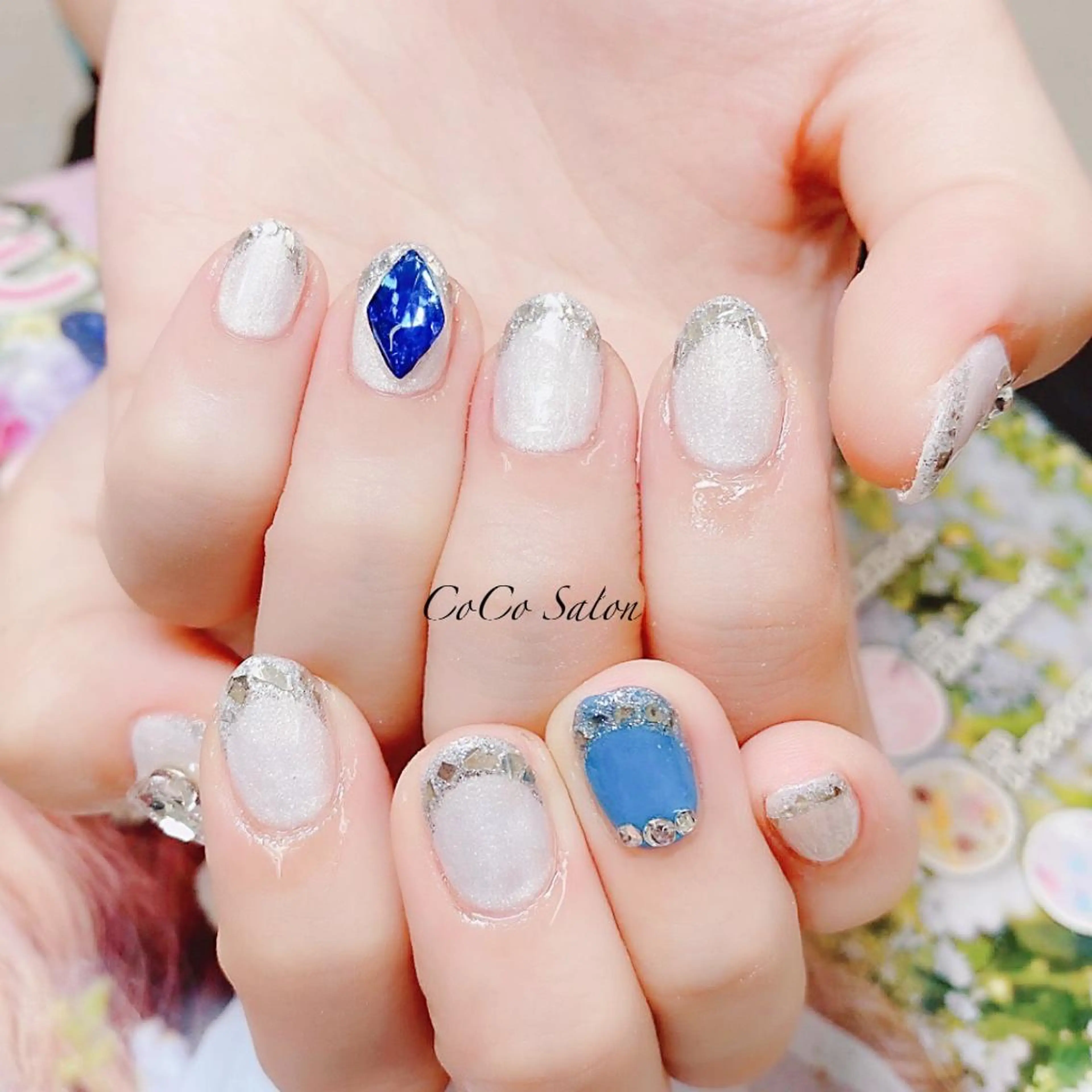 ネイル 成人式 長さ出し フレンチネイル ジェルネイル ガラスフレンチ CoCoSalon ネイル/まつ毛予約のネイルデザイン