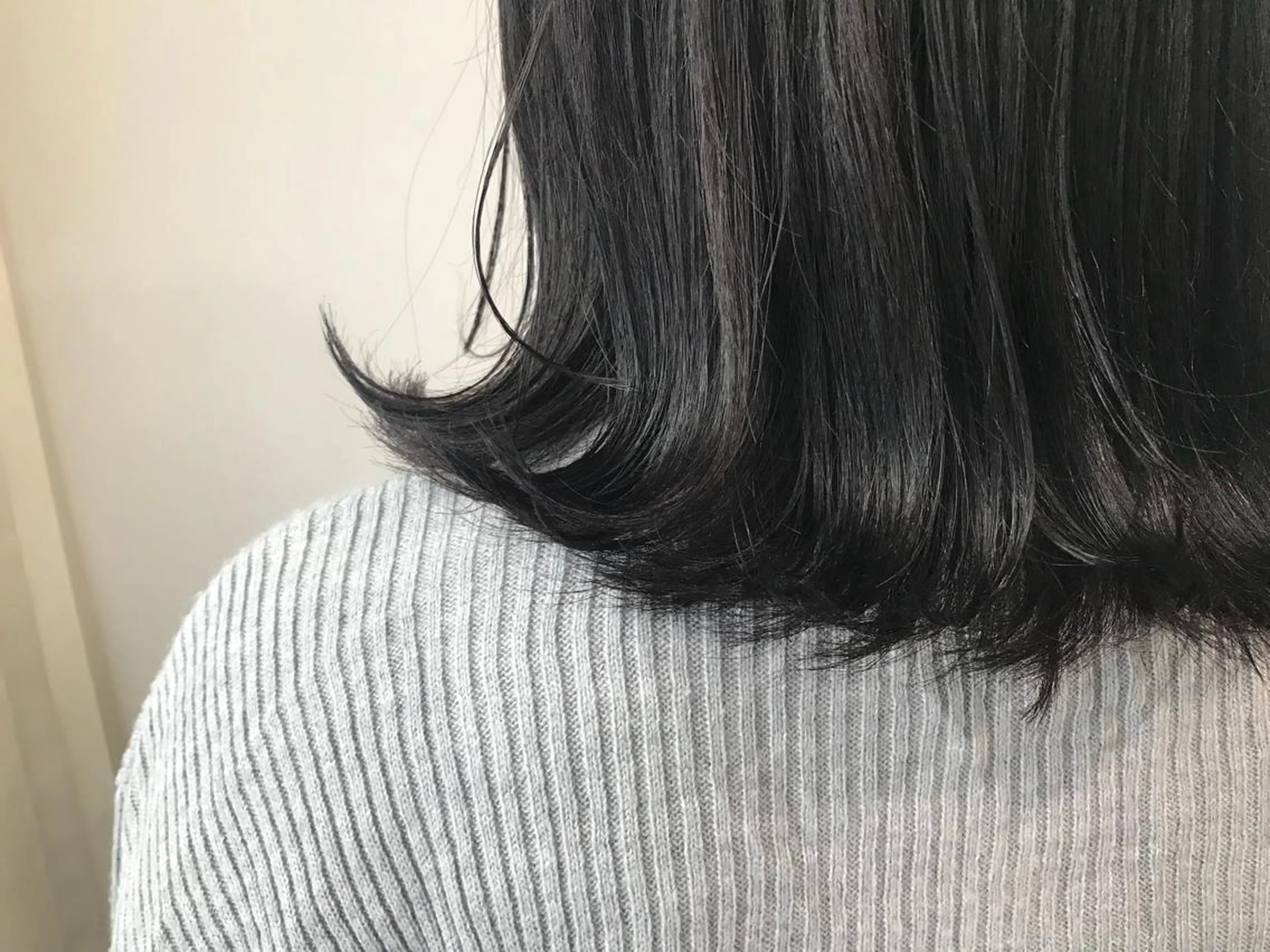 ミディアム イマ所属・黒神 浩之のヘアスタイル