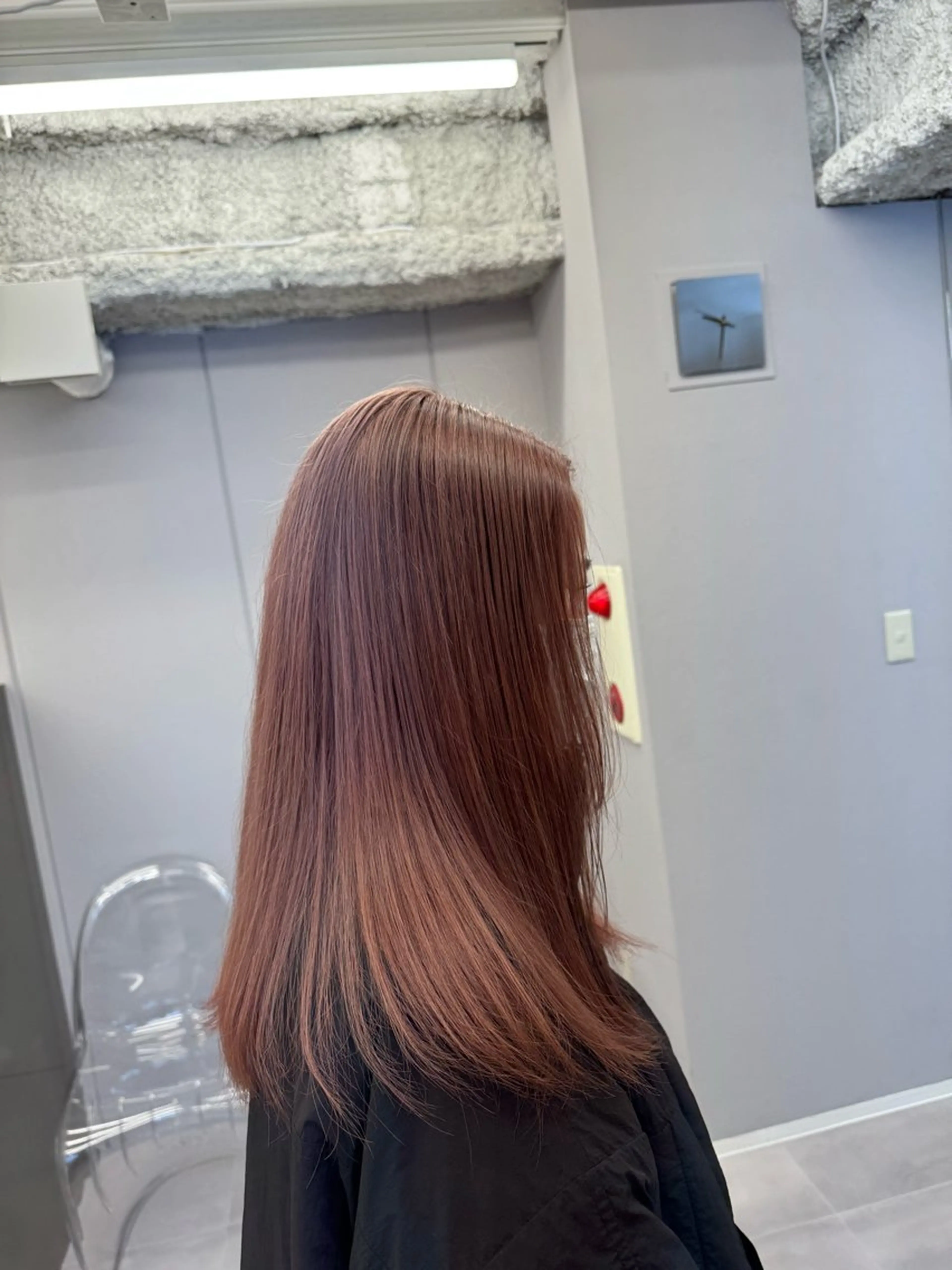 セミロング カラー セミロングパーマ バレイヤージュ ベージュカラー ブリーチ ブロンド ほの カラー特化/ ブリーチ/ボブのヘアスタイル