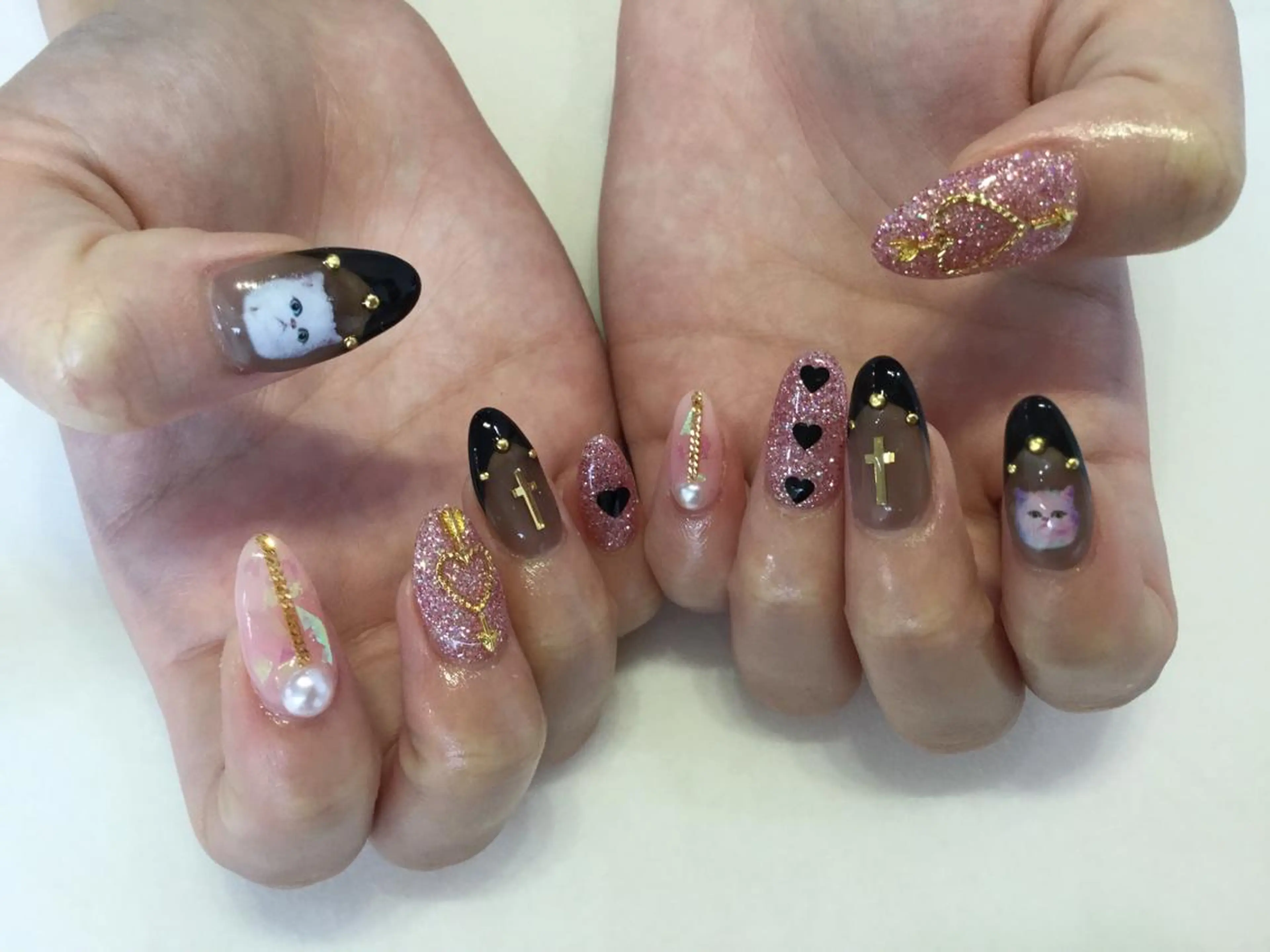 ネイル ハンドネイル 💎🐰 saki. m 🐰💎のネイルデザイン