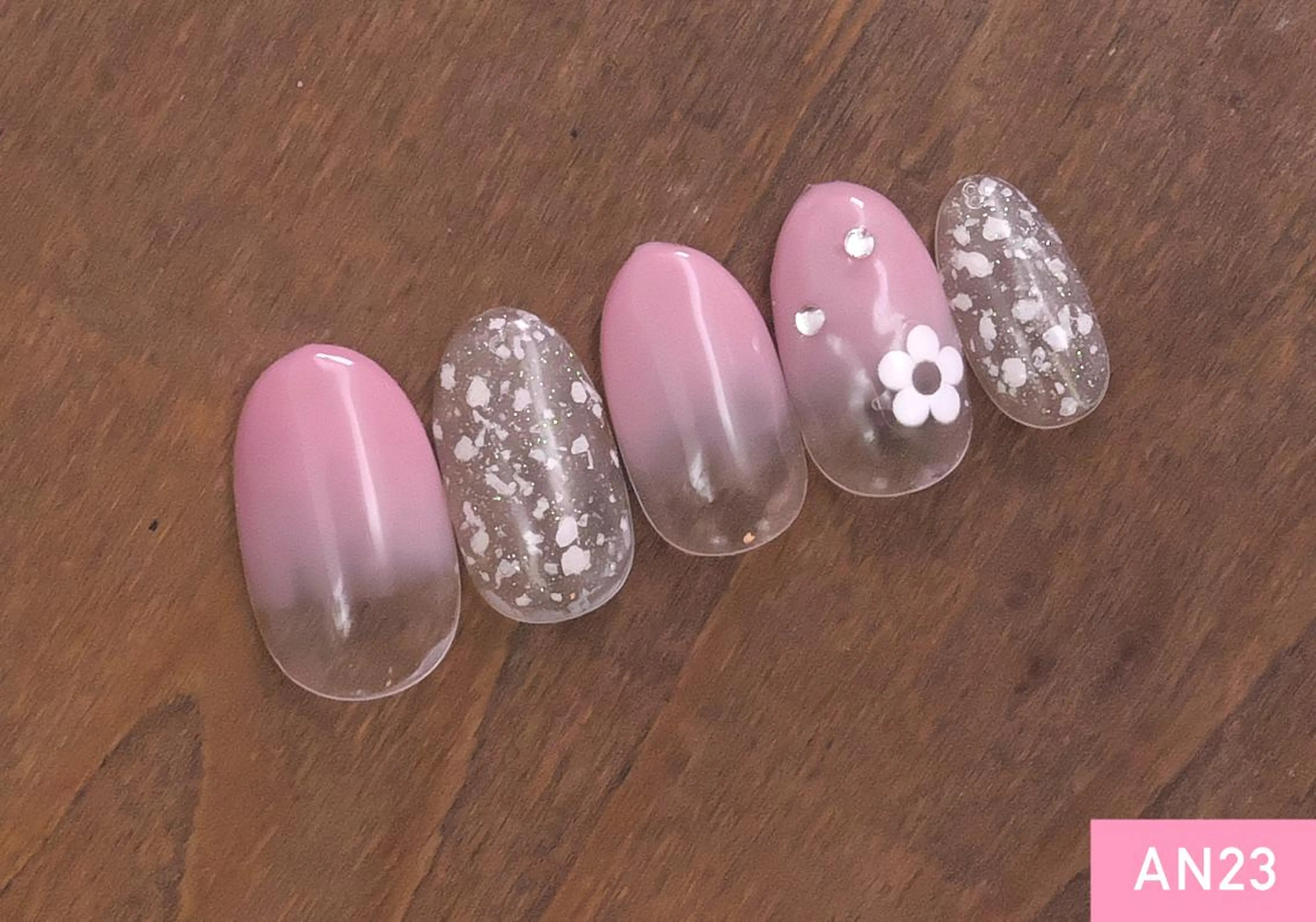 ネイル 新橋🌿 Nailのネイルデザイン