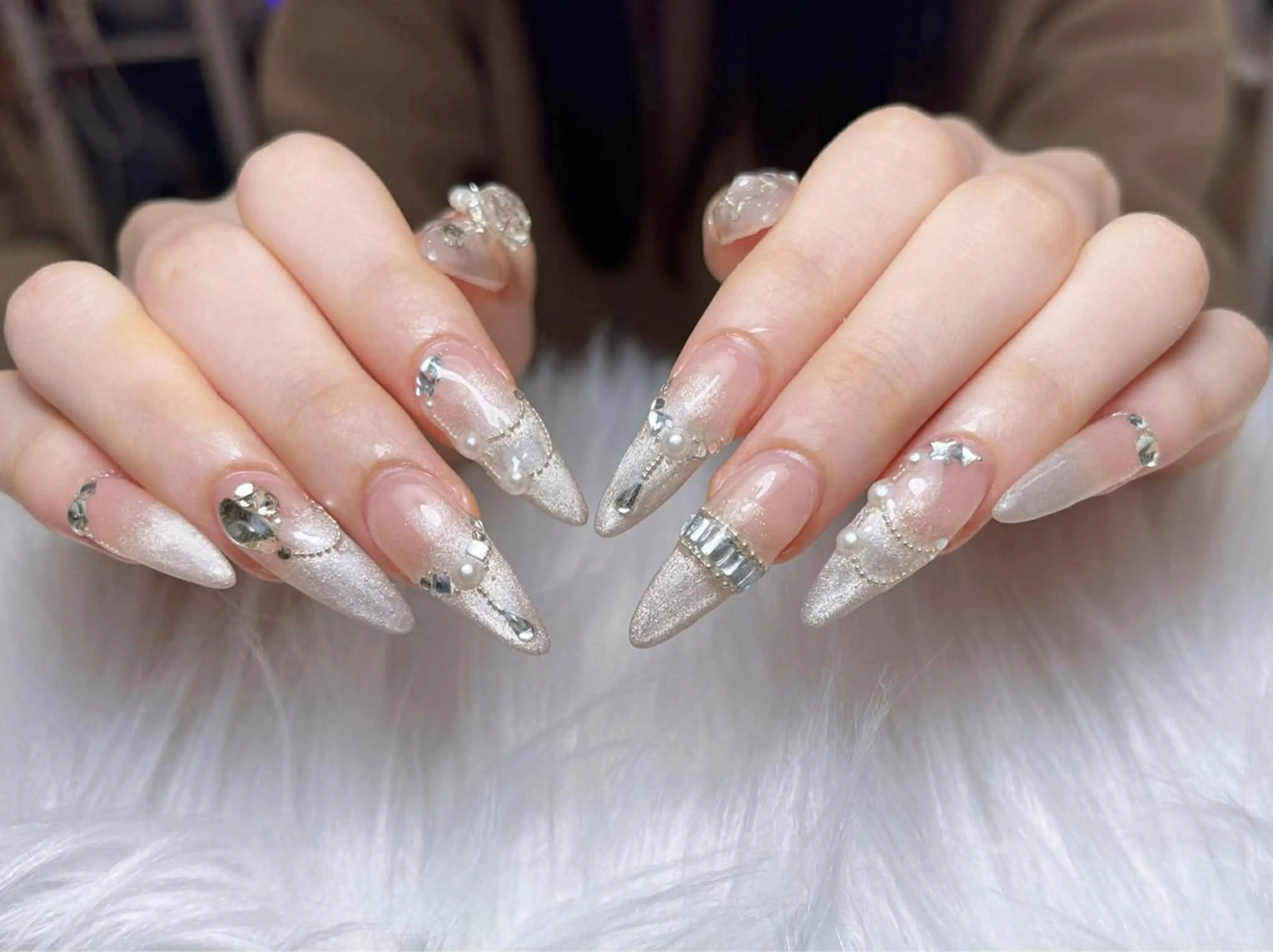 ネイル フレンチネイル ジェルネイル ガーリー 韓国ネイル ロングネイル ハンドネイル NieNail Nezukoのネイルデザイン