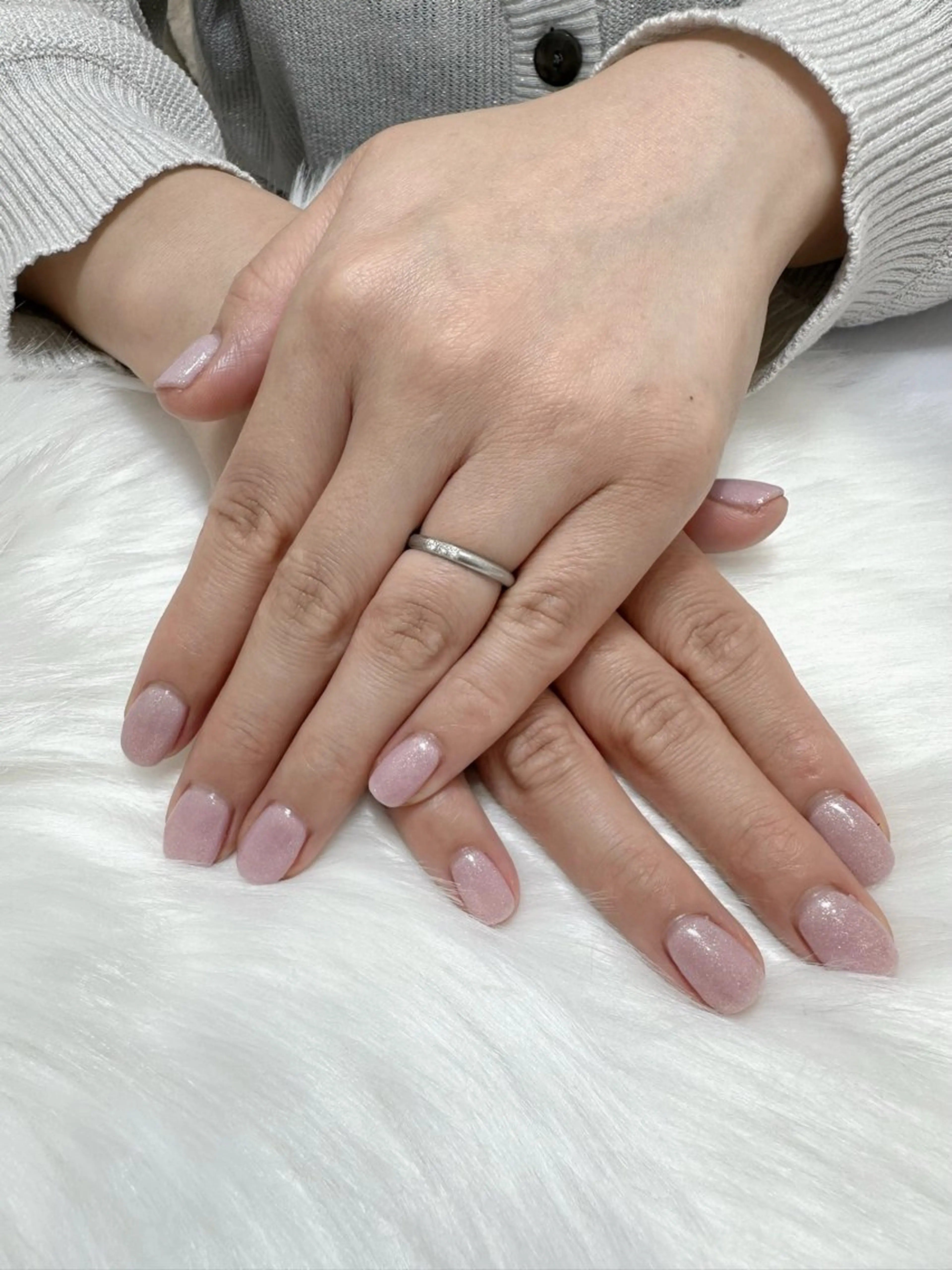 ネイル ラメ(グリッター) ワンカラーネイル ハンドネイル 小澤 瑠菜のネイルデザイン