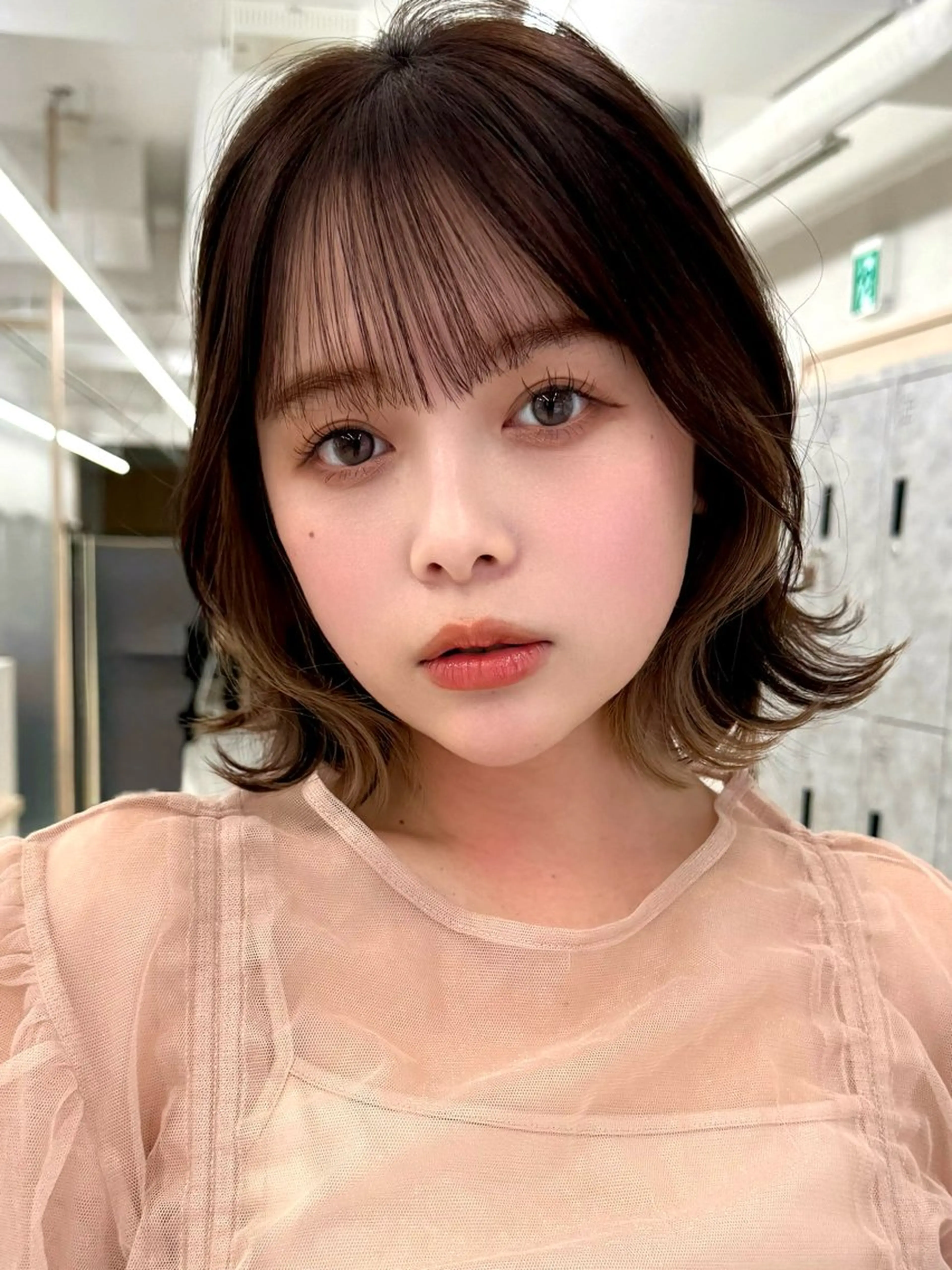 ミディアム 三鷹で1番ショート ボブをカットする新谷のヘアスタイル